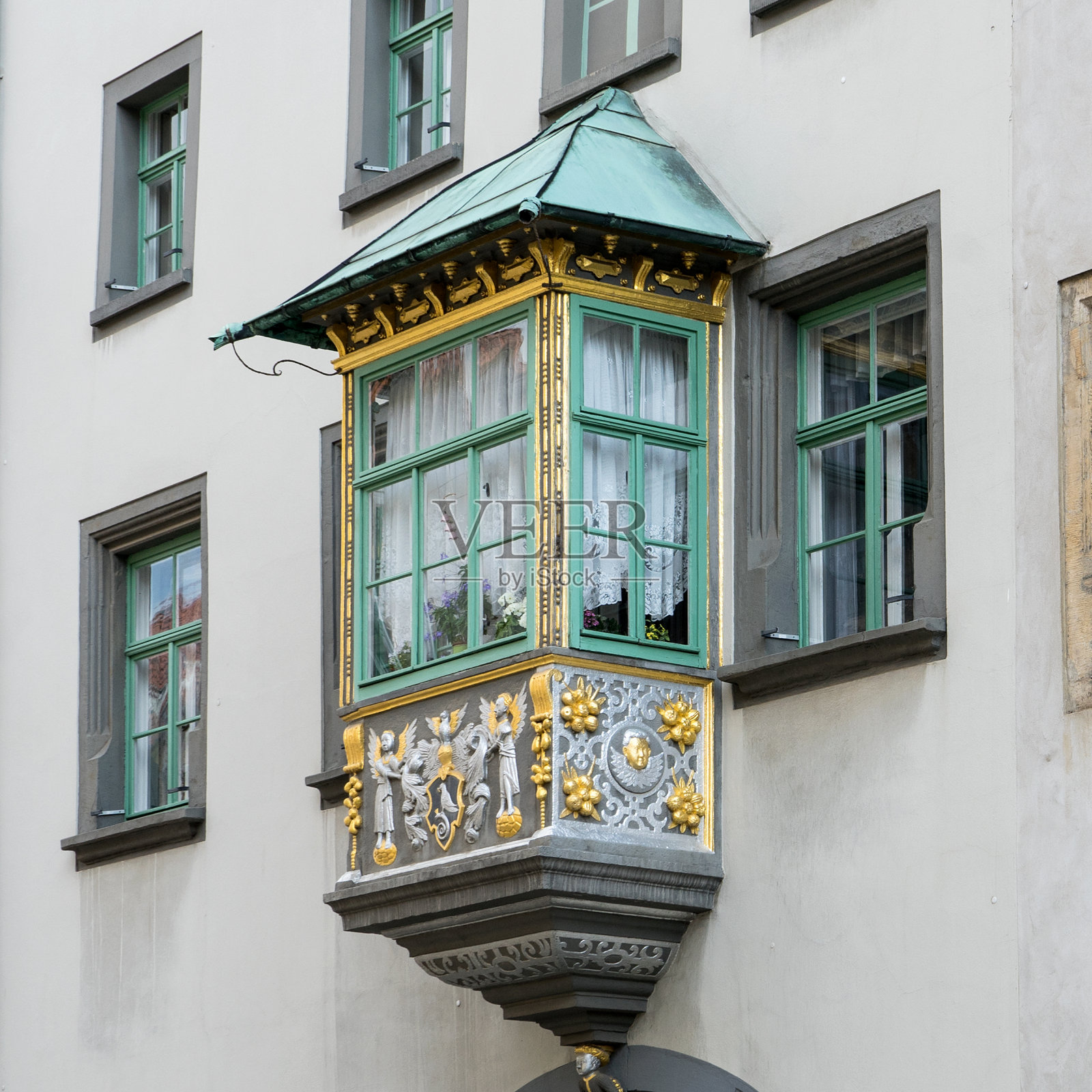 装饰凸肚照片摄影图片