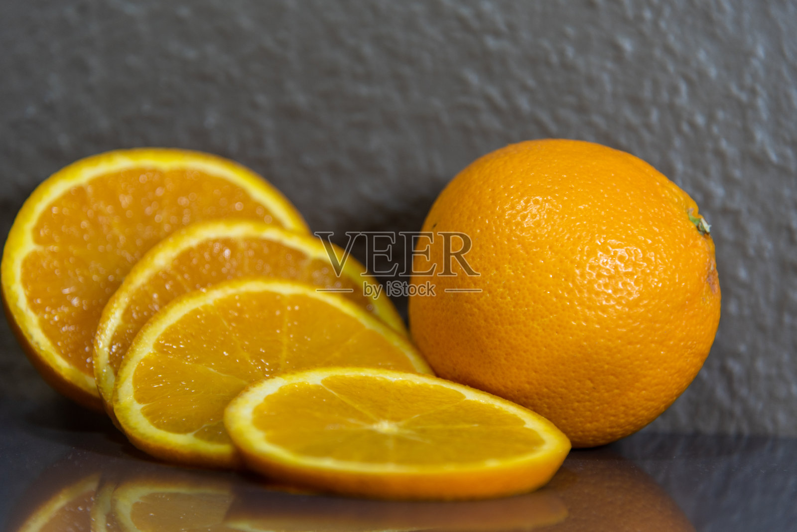 橙汁和水果。清凉饮料照片摄影图片