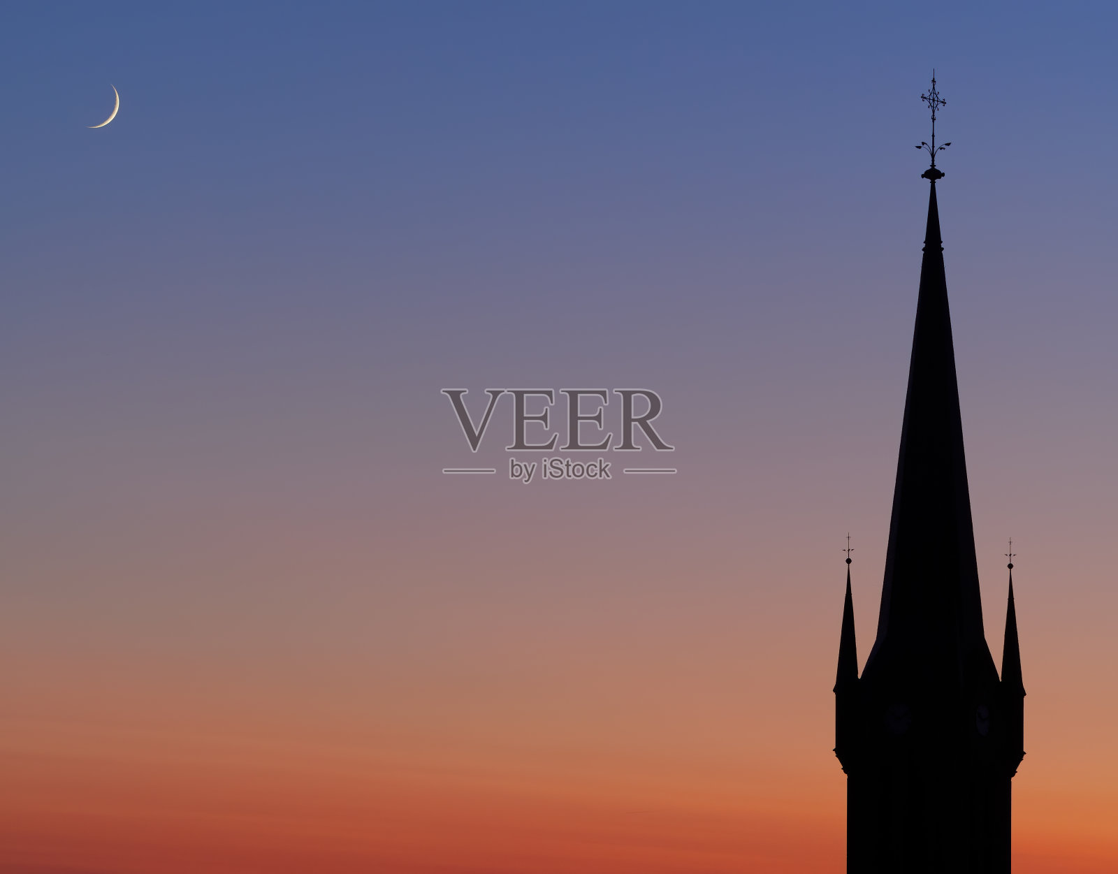 新月的教堂剪影照片摄影图片