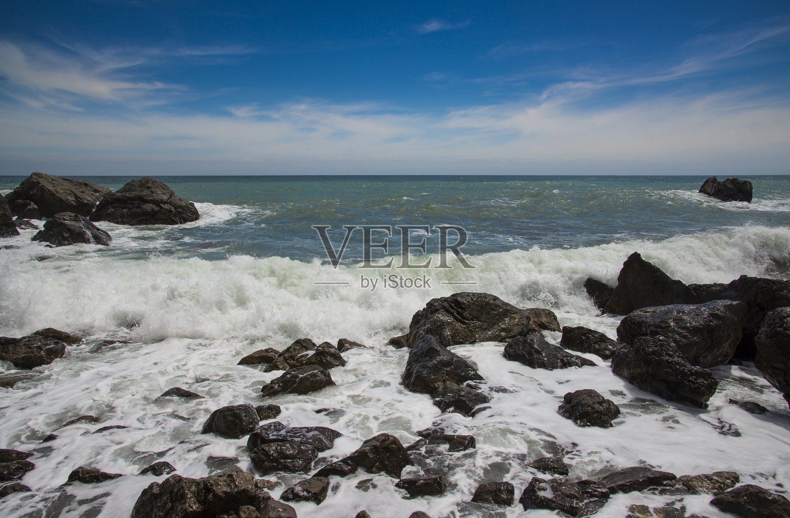 黑海的岩石海岸照片摄影图片