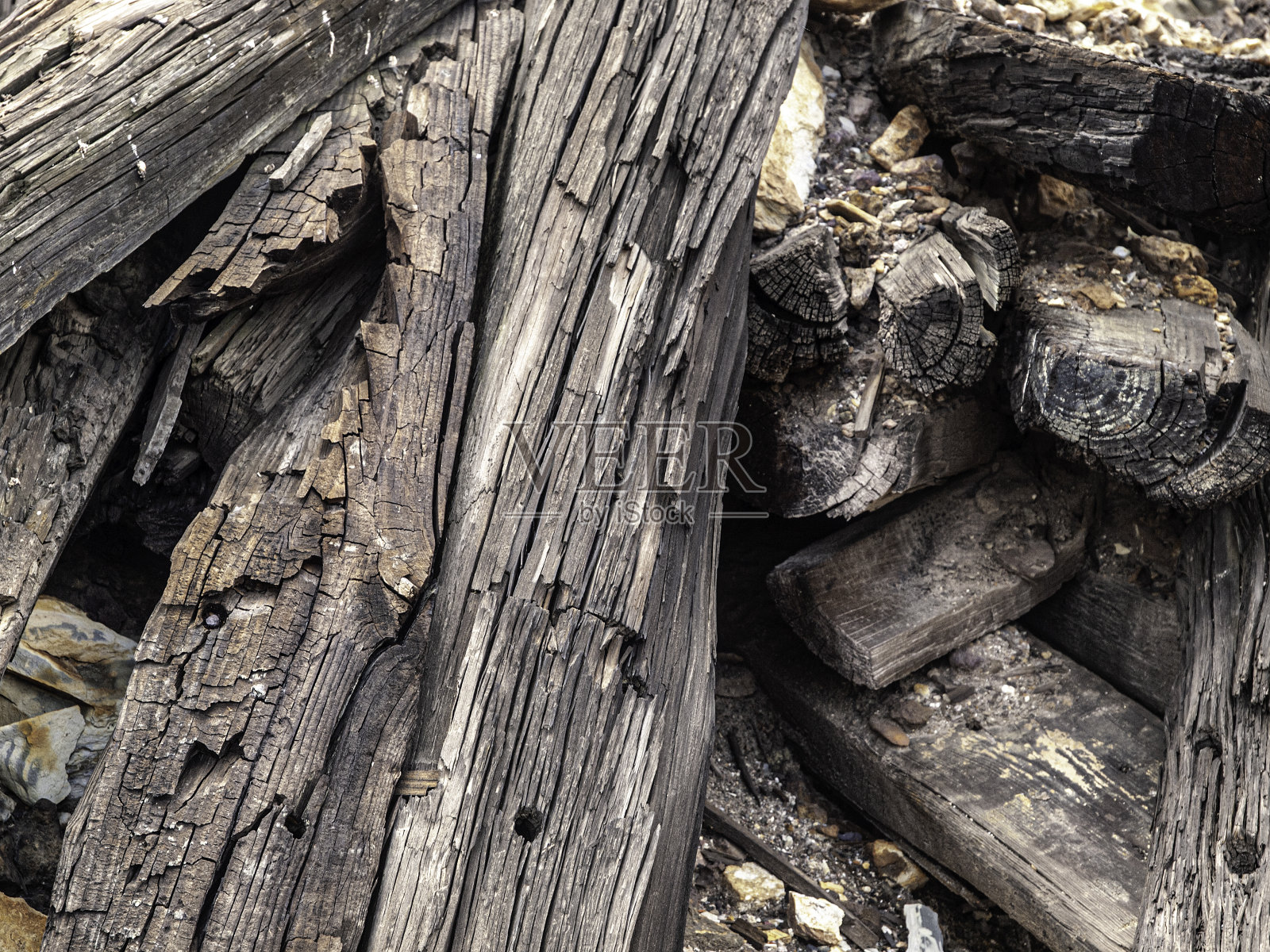 老木头火车恶作剧照片摄影图片