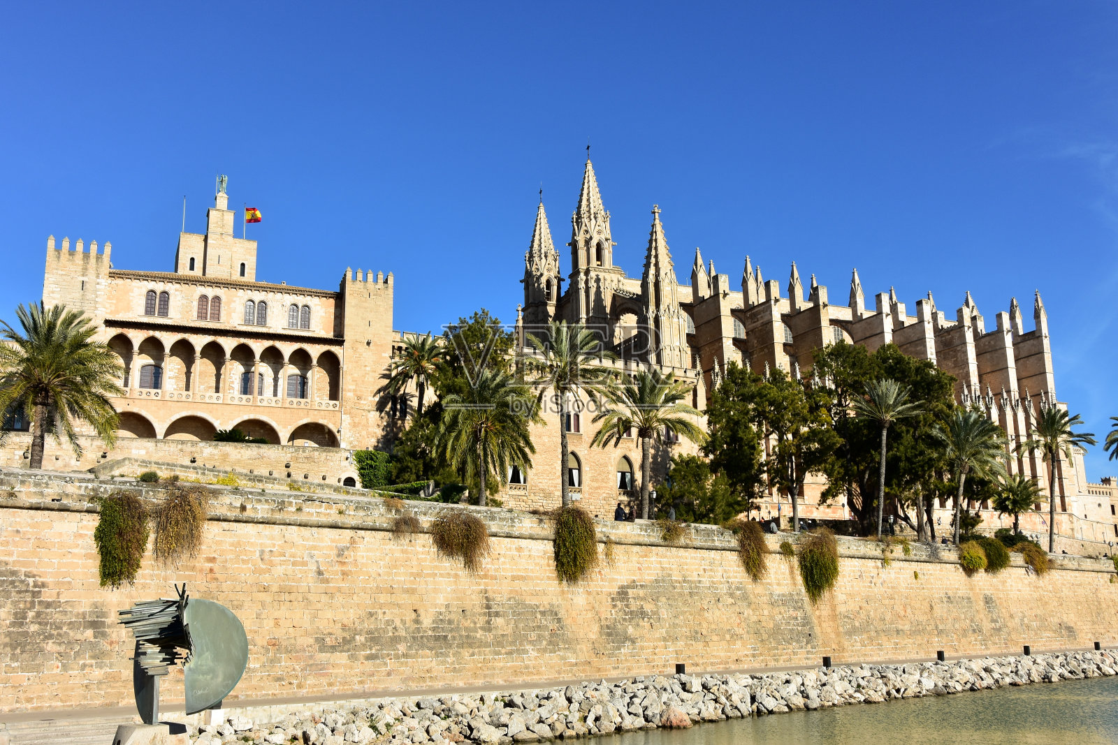 马略卡帕尔马的圣玛丽大教堂。照片摄影图片