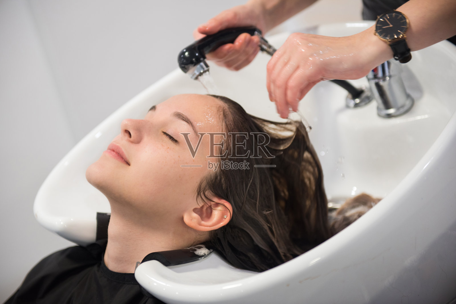 商业,发廊,新冠肺炎后重新开业,新冠肺炎隔离照片摄影图片