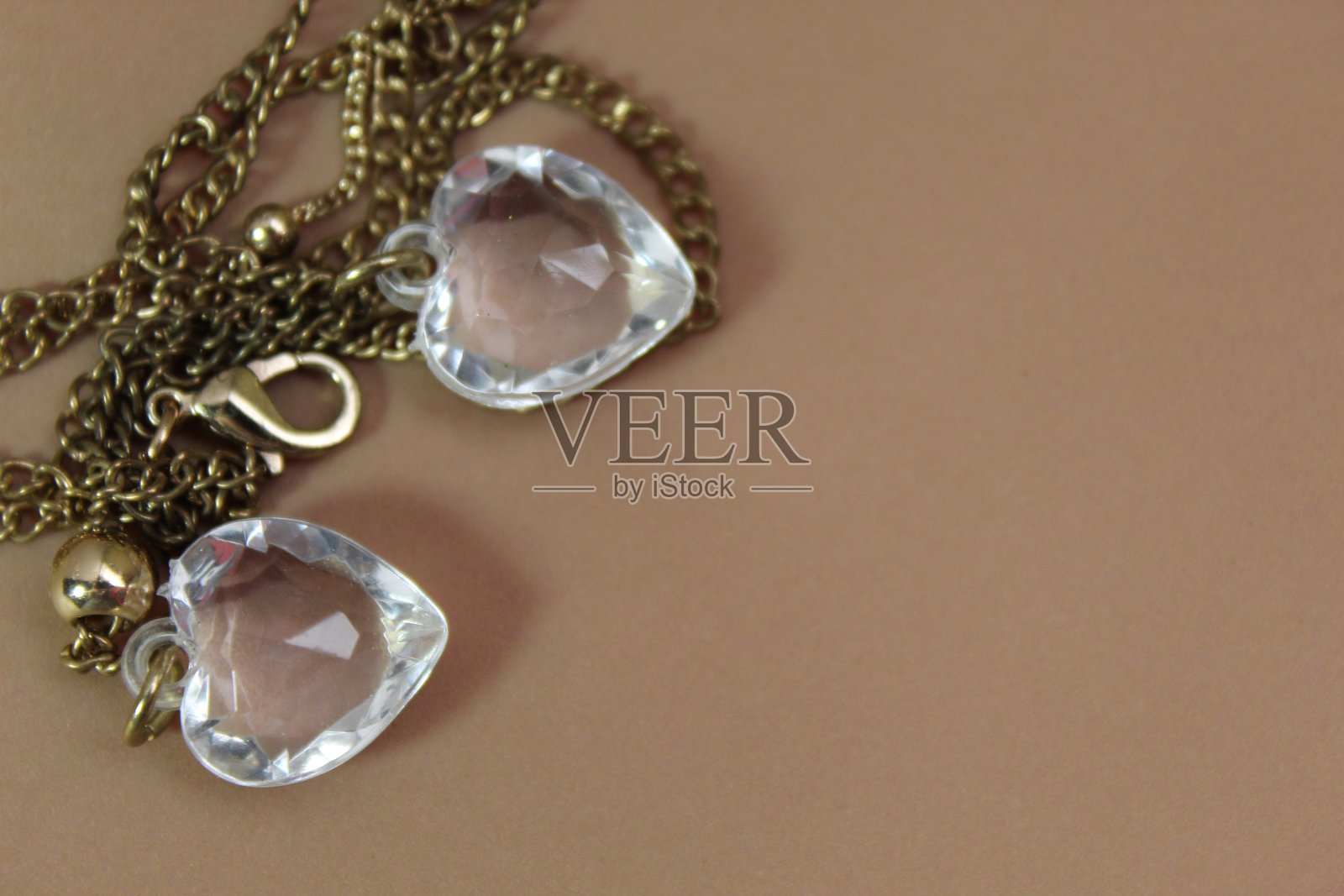 心形水晶背景照片摄影图片