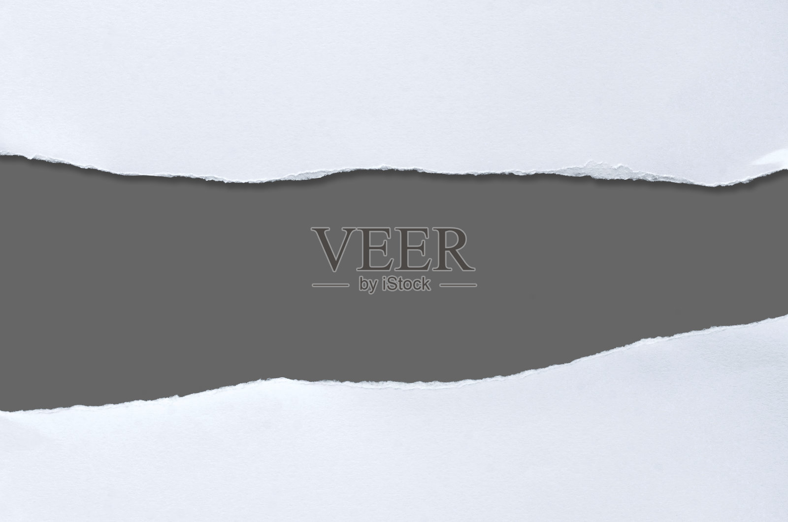 白色撕开的便条纸,不同形状的纸片孤立在灰色背景与裁剪路径。照片摄影图片