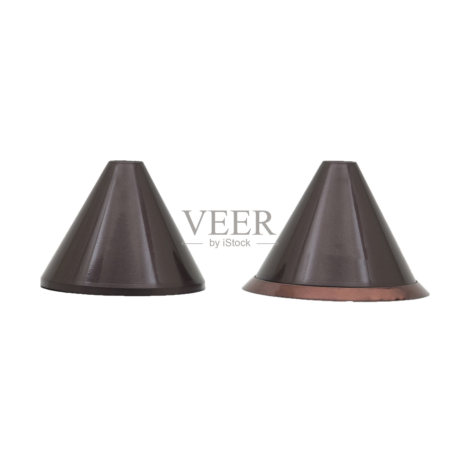 不同颜色、大小、形状和设计的吊扇,白色背景照片摄影图片