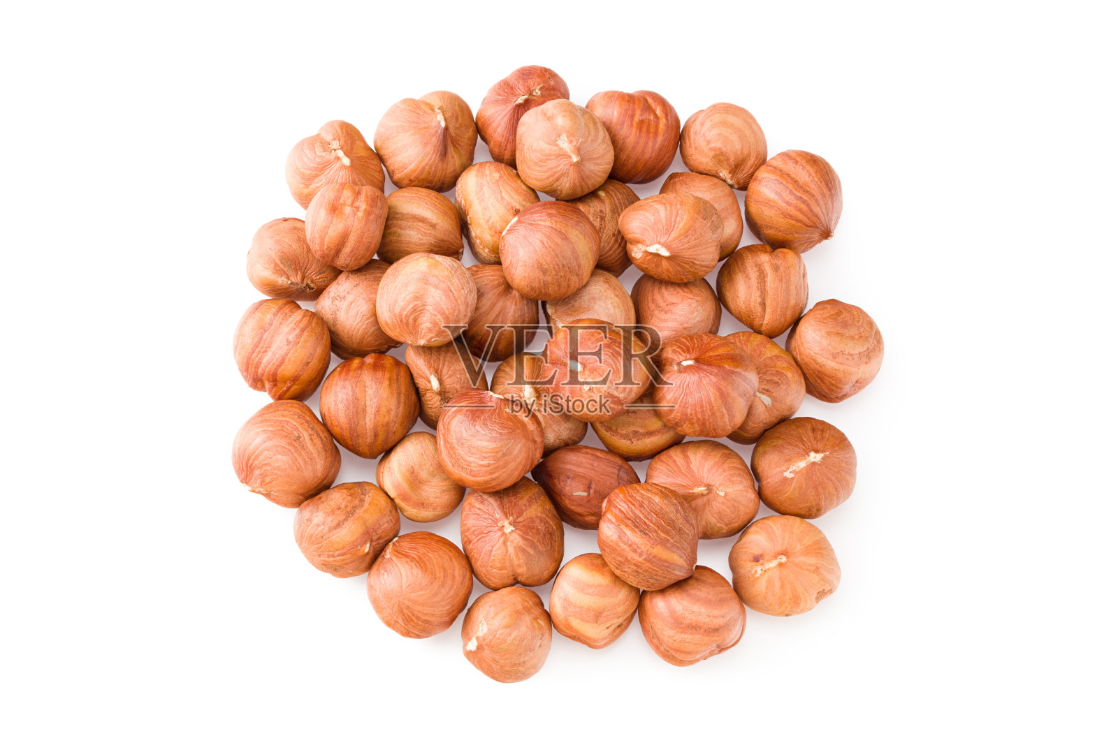 在白色背景上孤立的榛子。俯视图照片摄影图片