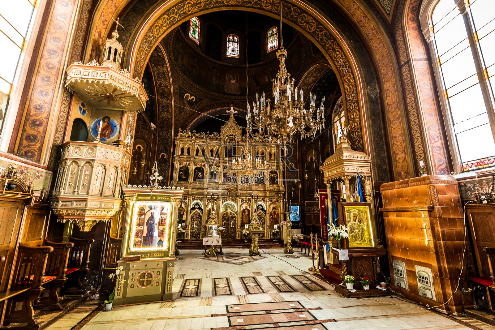 东正教教堂华丽多彩的室内建筑照片摄影图片