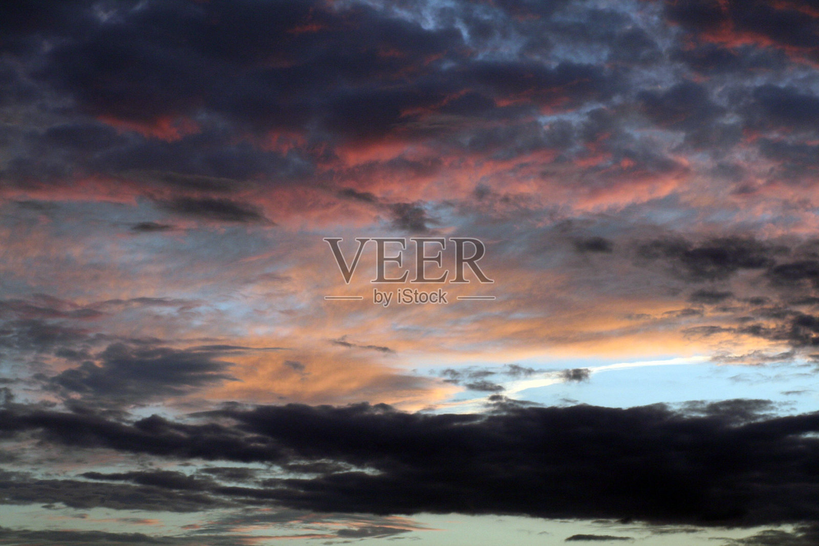 多云的天空照片摄影图片