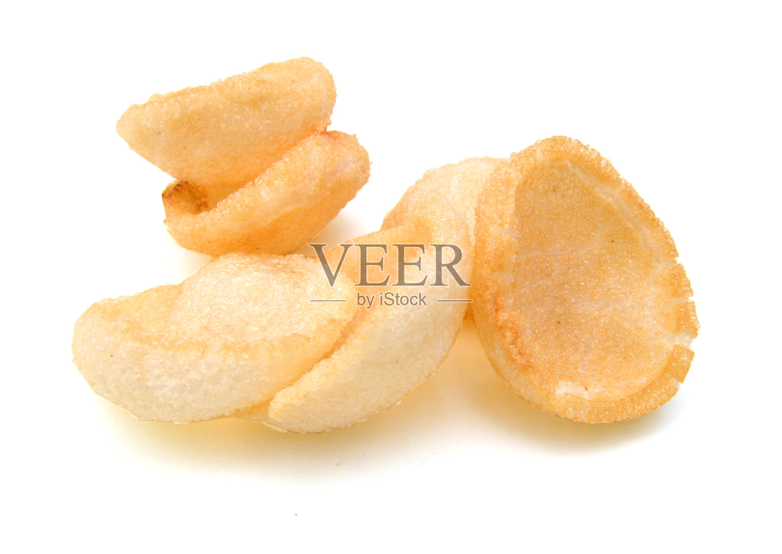 新鲜的脆虾饼干加白面包照片摄影图片