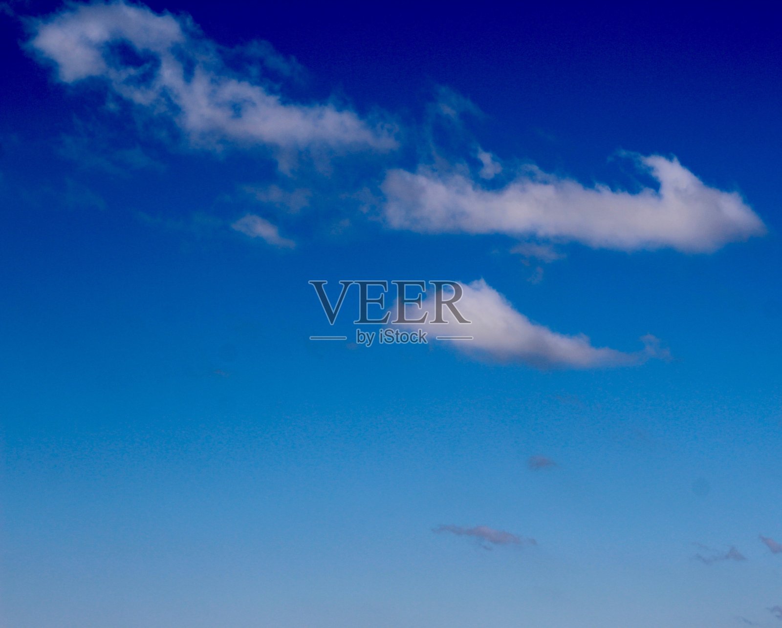 云的蓝天照片摄影图片