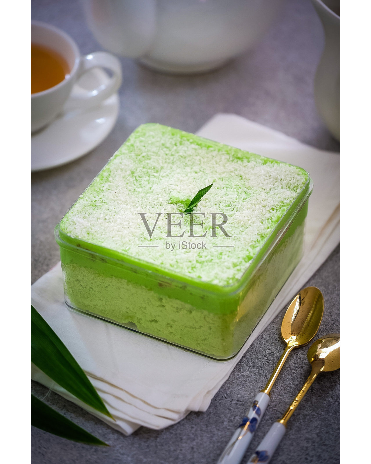 露兜树甜点盒照片摄影图片