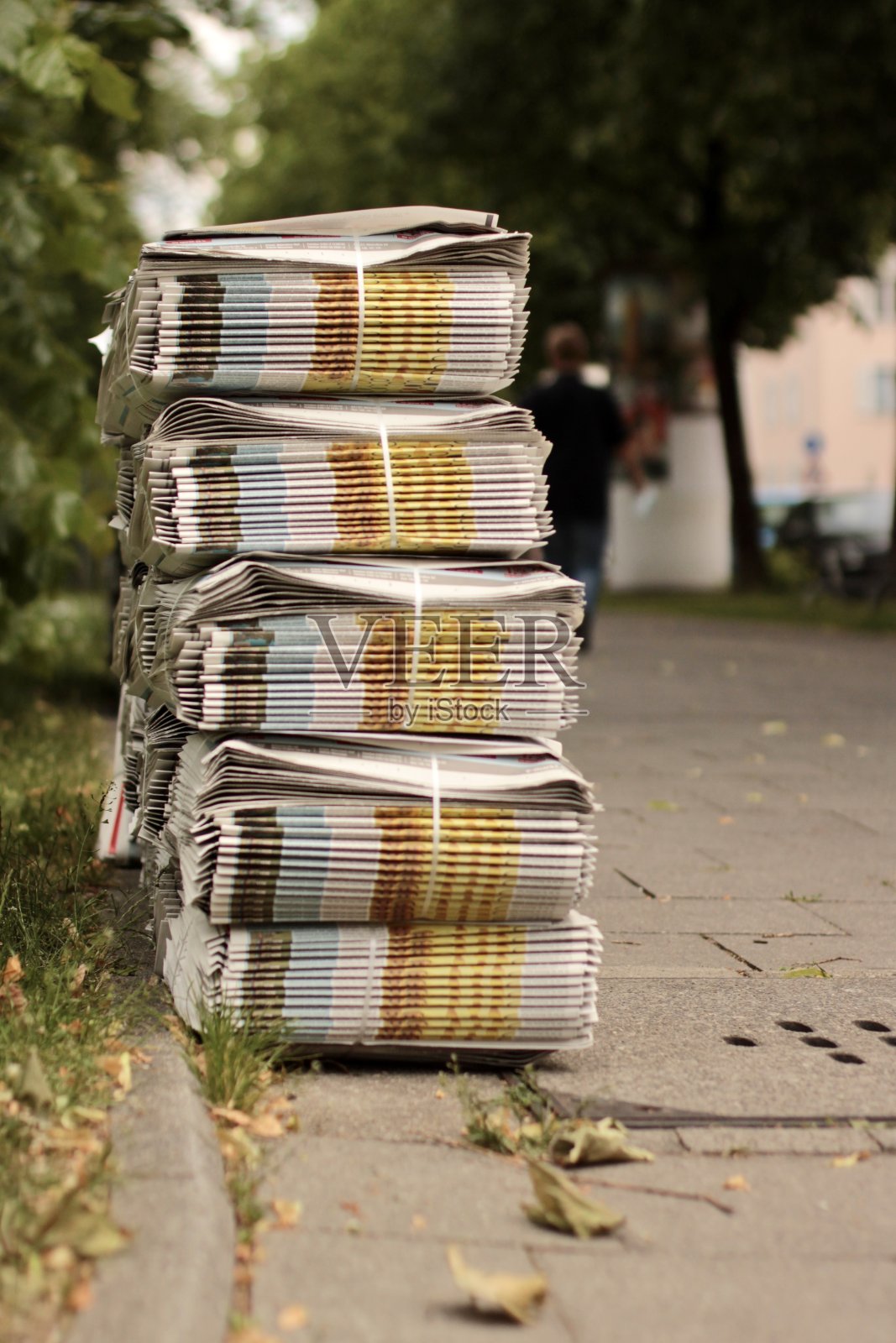 报纸照片摄影图片