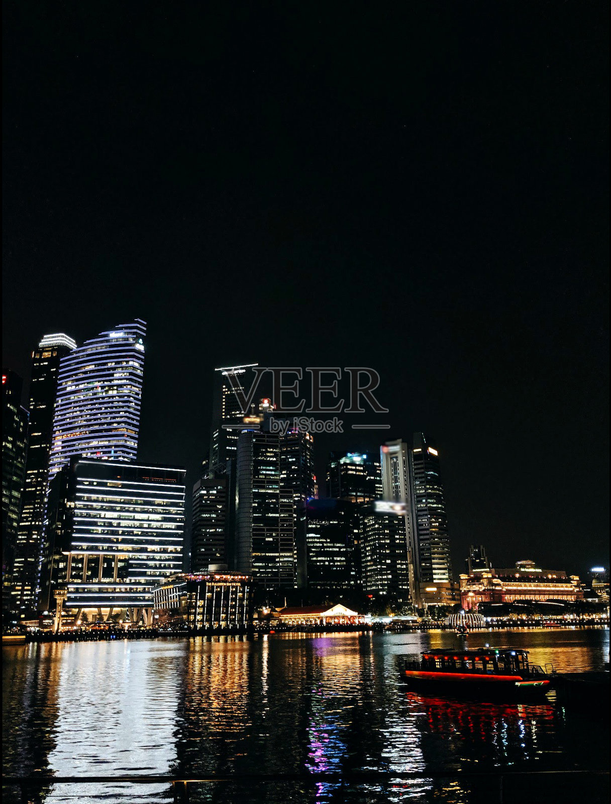 新加坡的夜生活的摩天大楼照片摄影图片