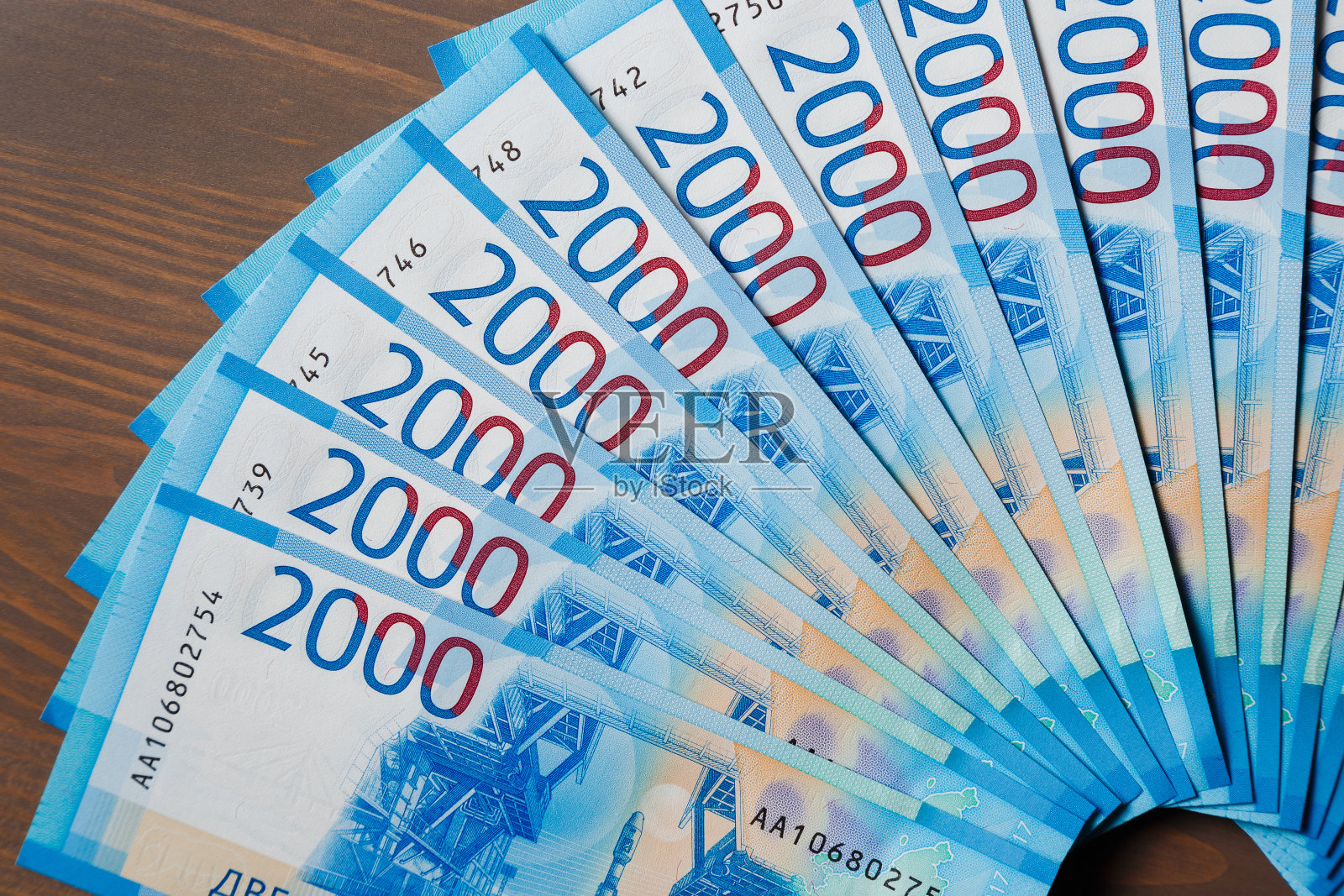 俄罗斯资金背景。千分之二的俄罗斯纸币照片摄影图片