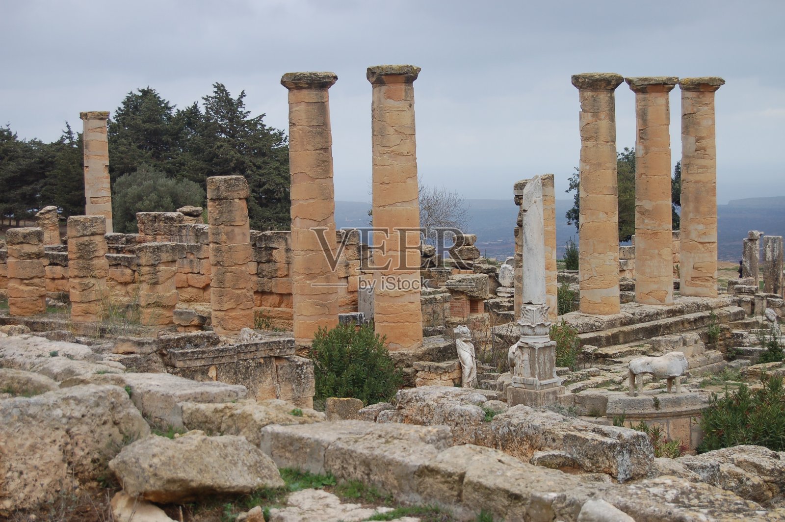 利比亚昔兰尼古城遗址照片摄影图片