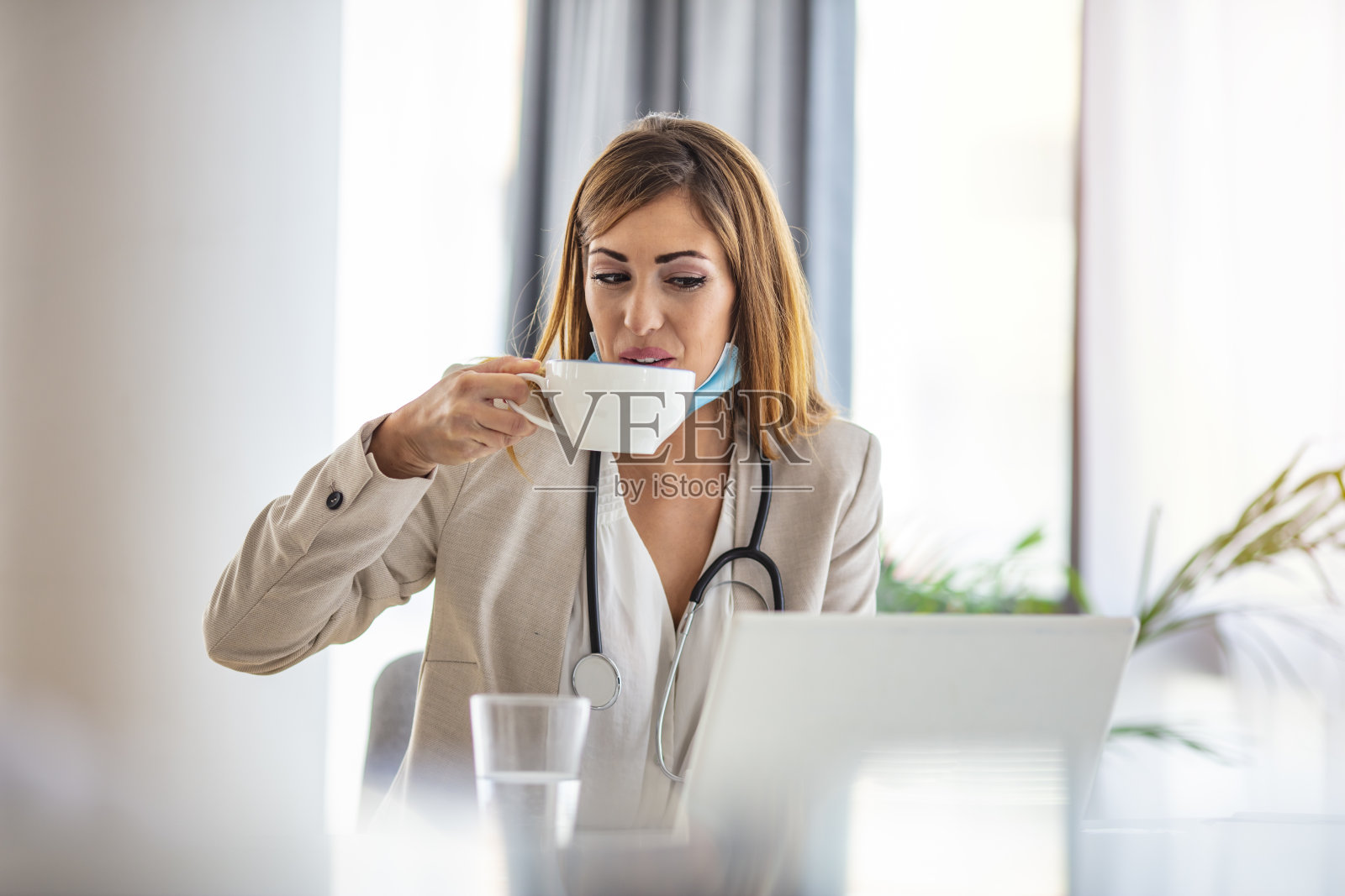 距离工作照片摄影图片