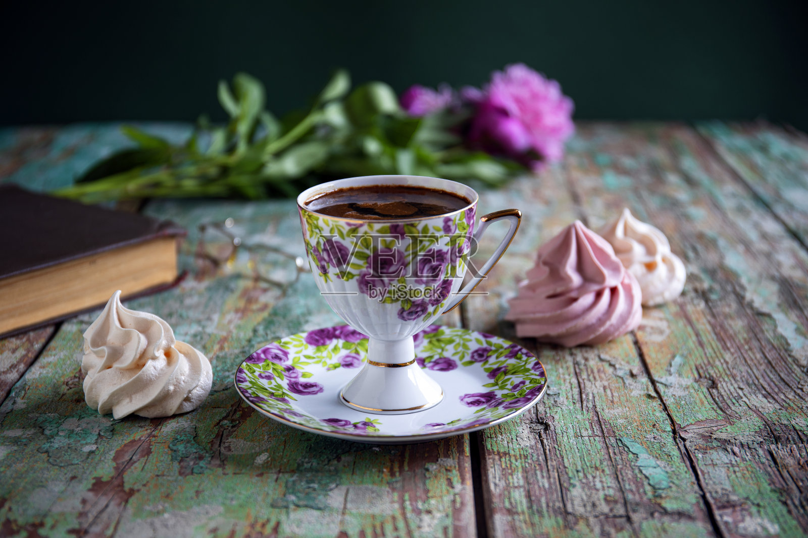 咖啡和甜点照片摄影图片