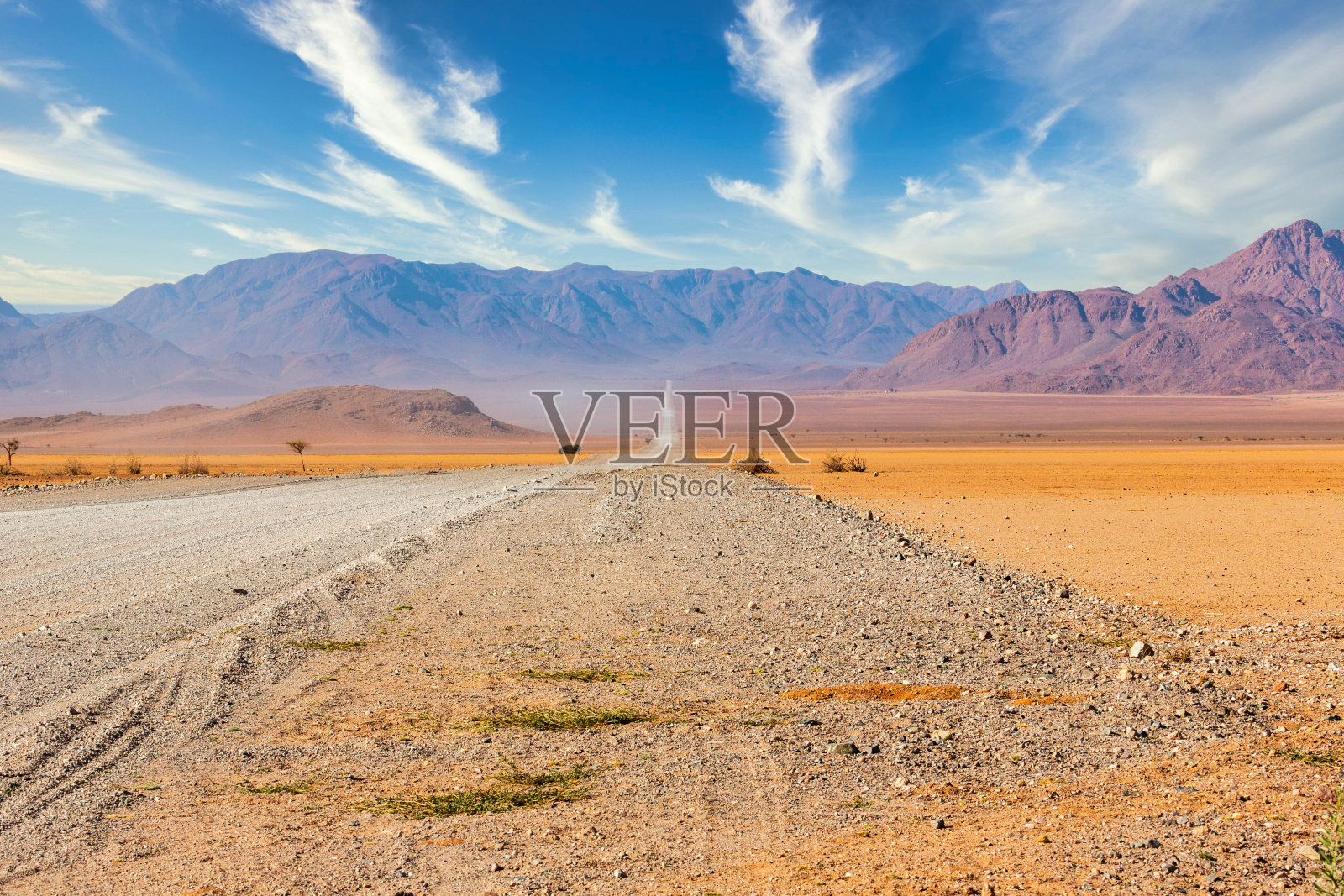 纳米比亚的道路和景观照片摄影图片