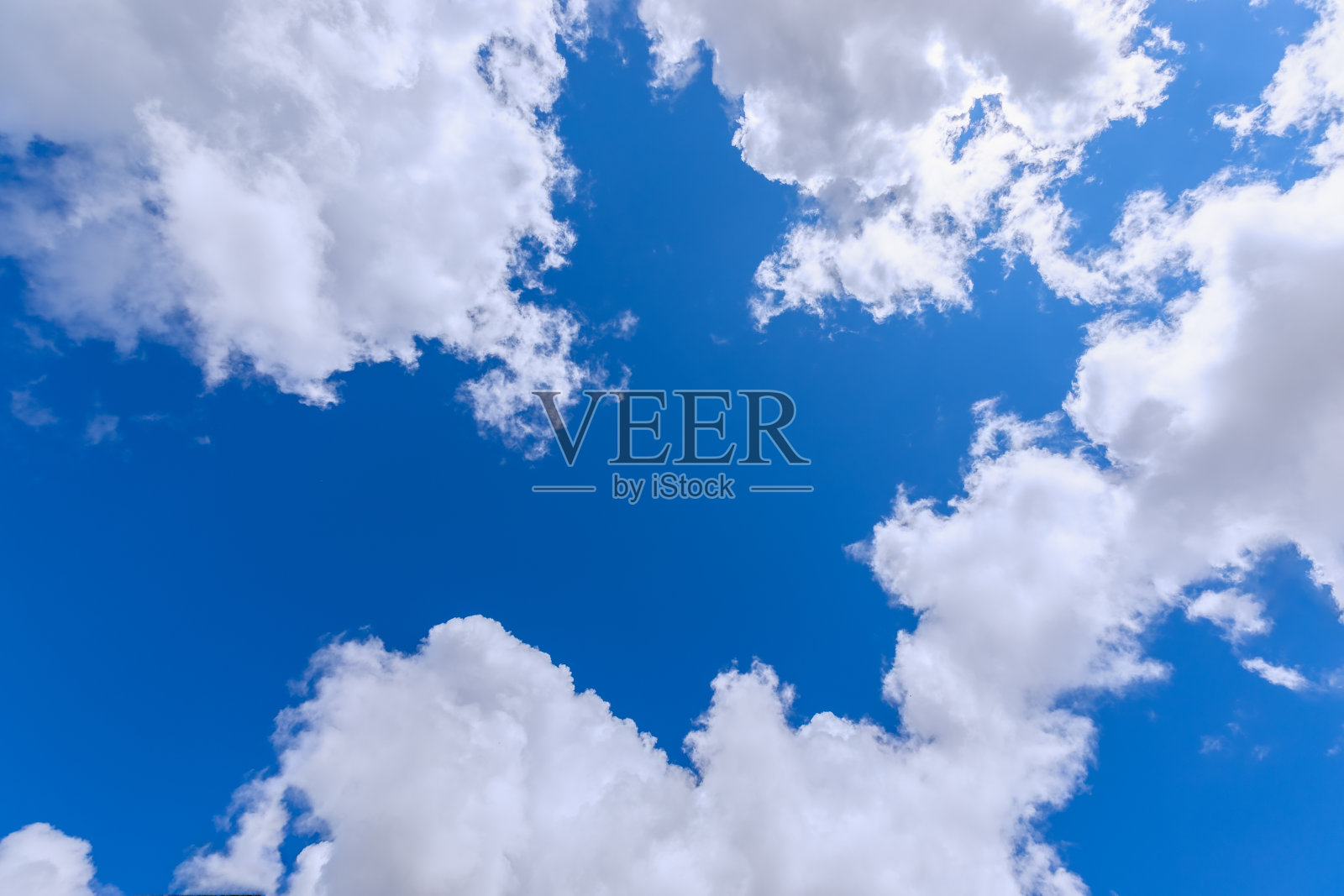 美丽的蓝天和白云(自然背景)照片摄影图片