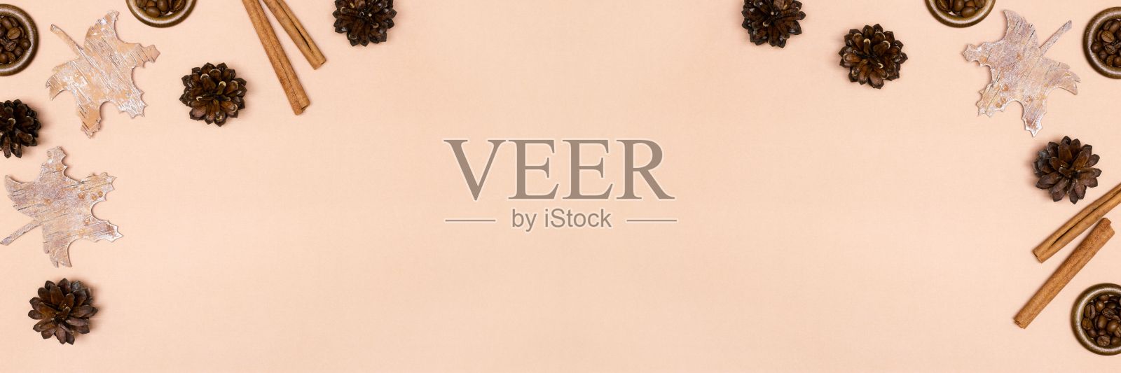 秋季框架最小布局。秋季大背景与空白文字照片摄影图片