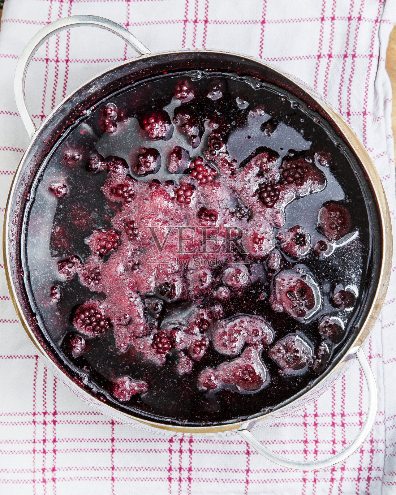 自制果酱锅照片摄影图片