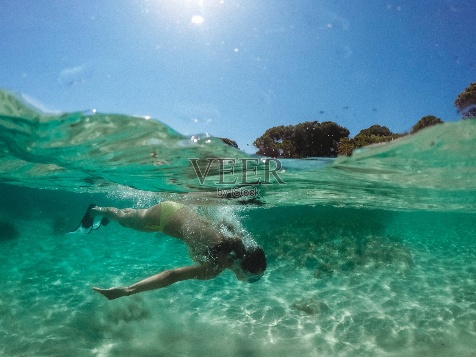 女人浮潜照片摄影图片