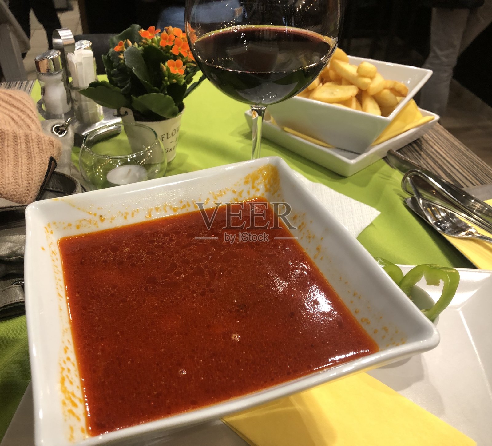 匈牙利古拉什照片摄影图片