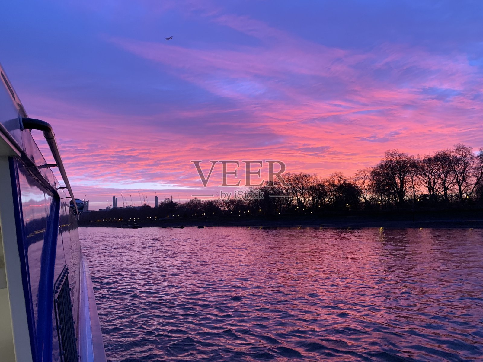 “我去上班,我去上班”照片摄影图片