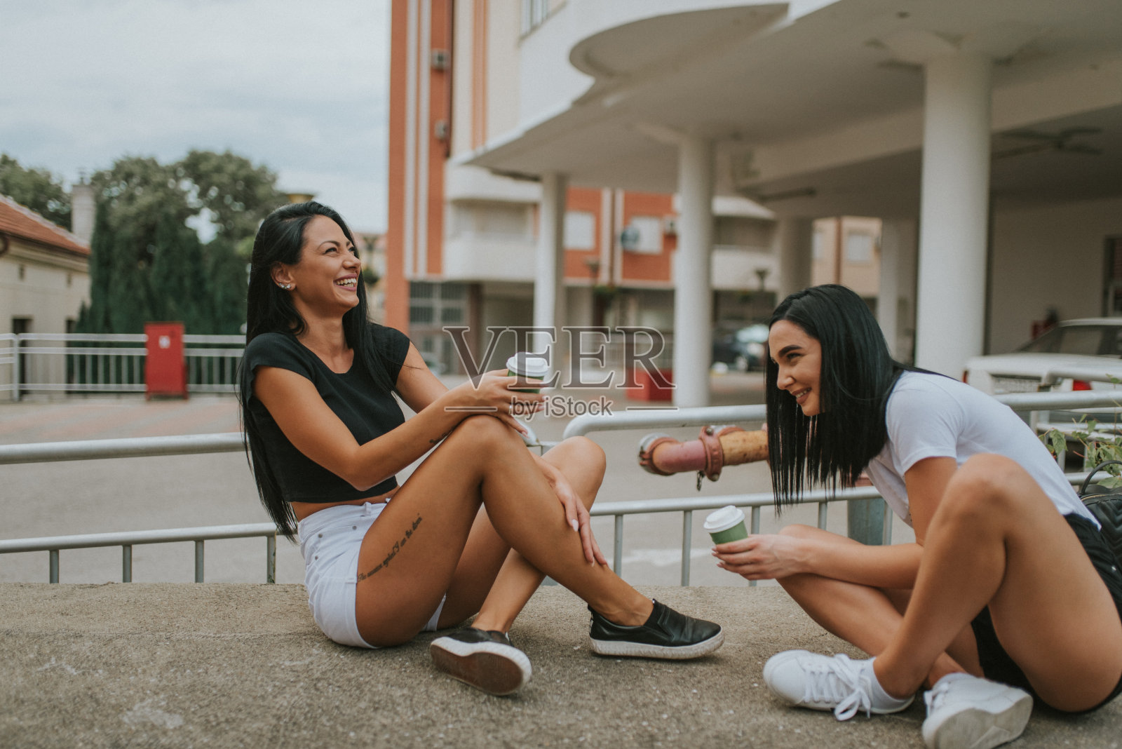 与朋友的。照片摄影图片