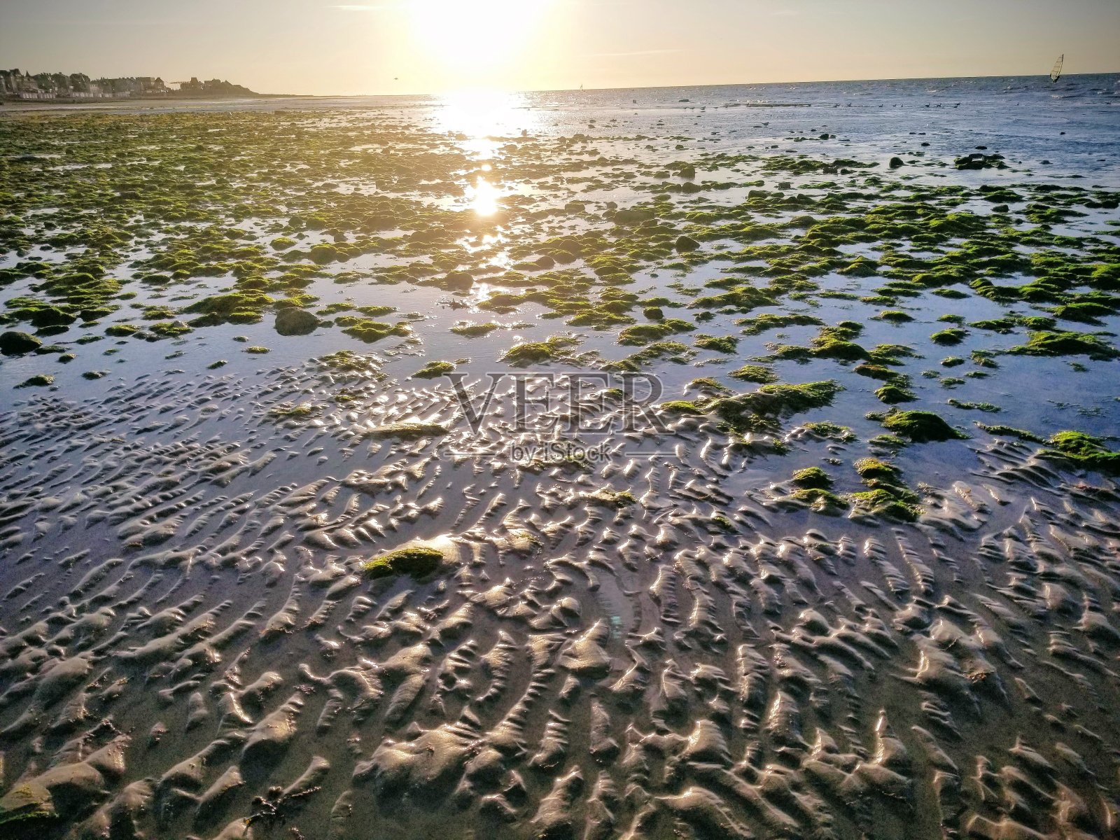 圣奥宾-海滩在退潮-日落照片摄影图片