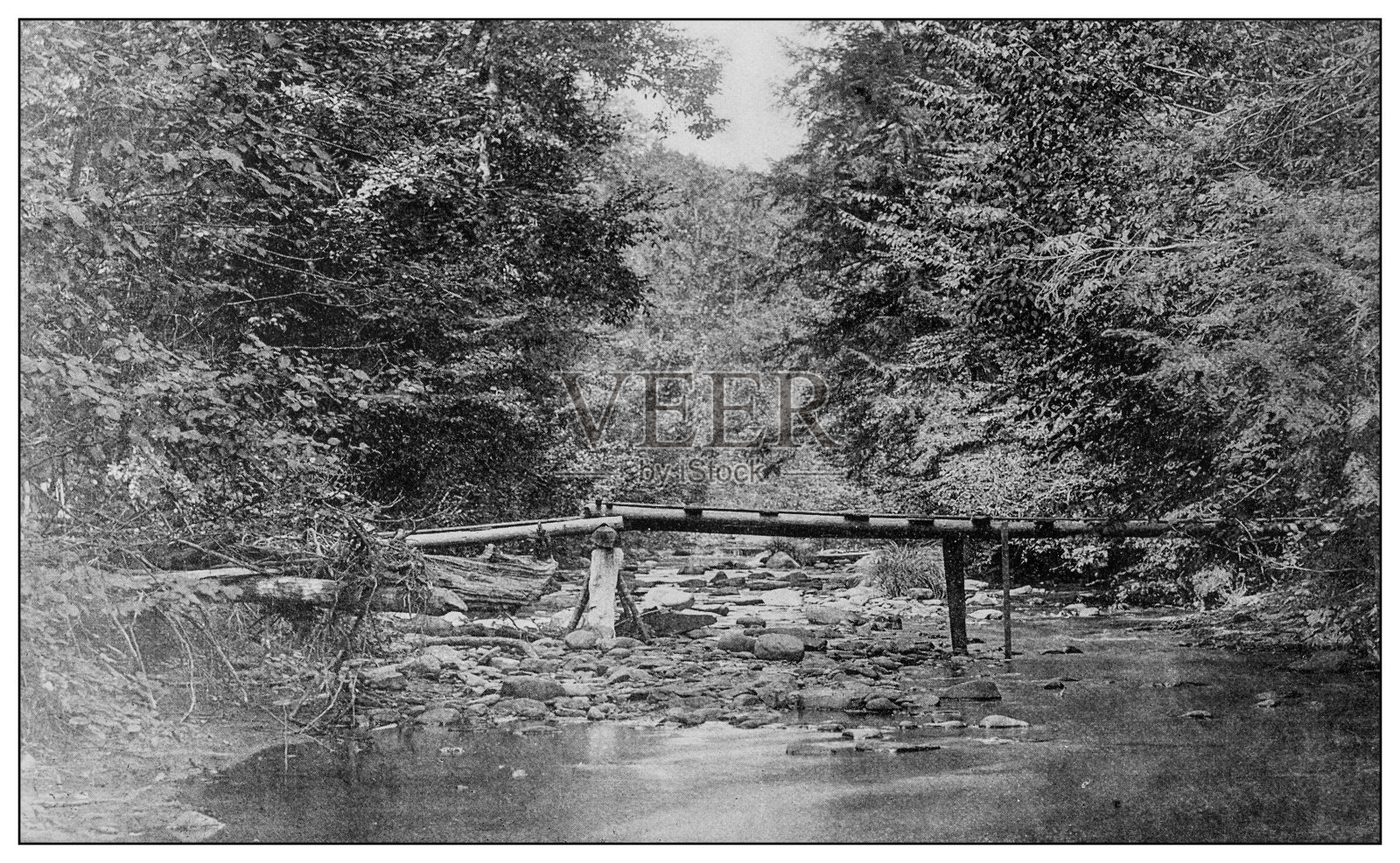 古董黑白照片:精灵峡谷照片摄影图片