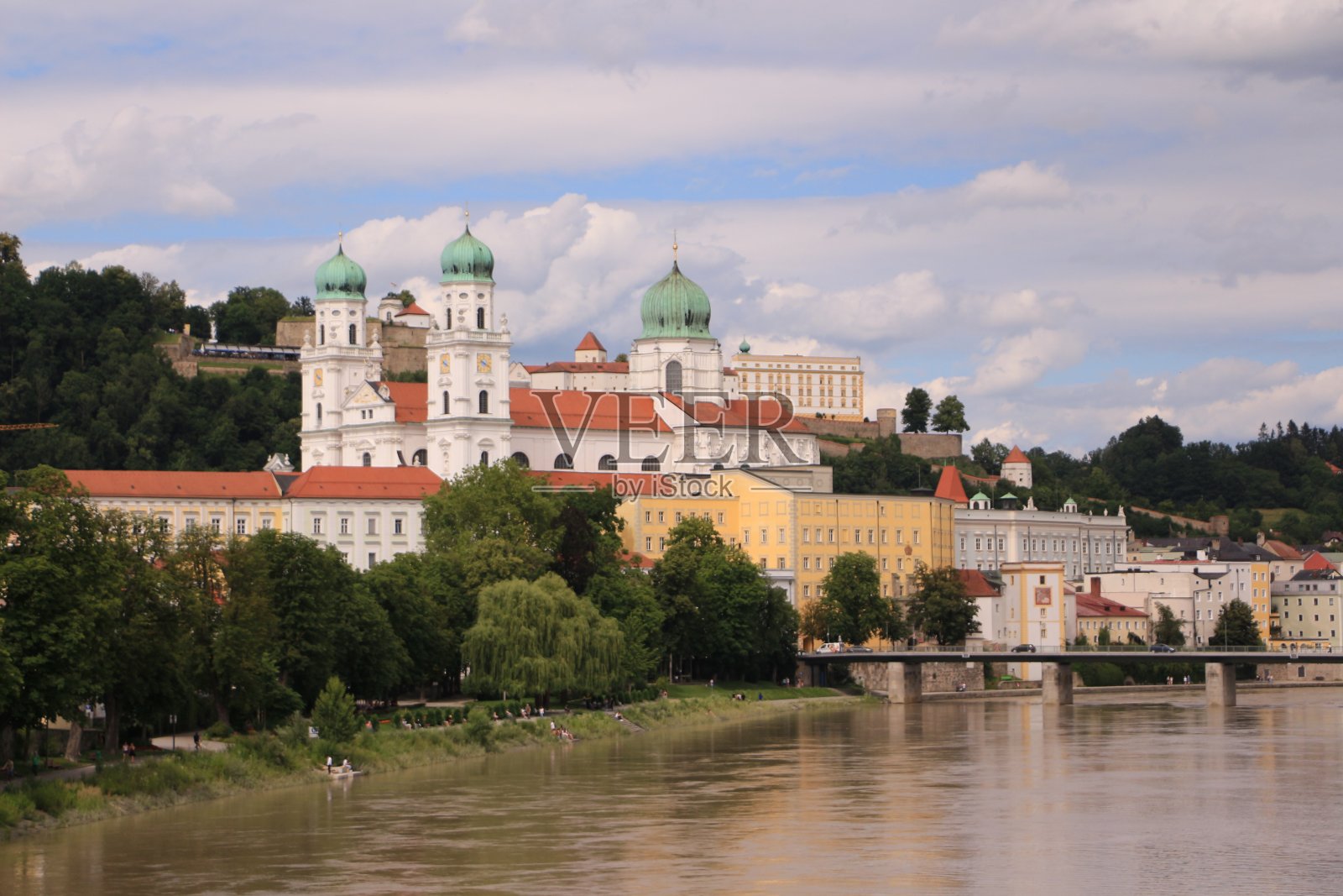巴伐利亚的帕绍古城照片摄影图片