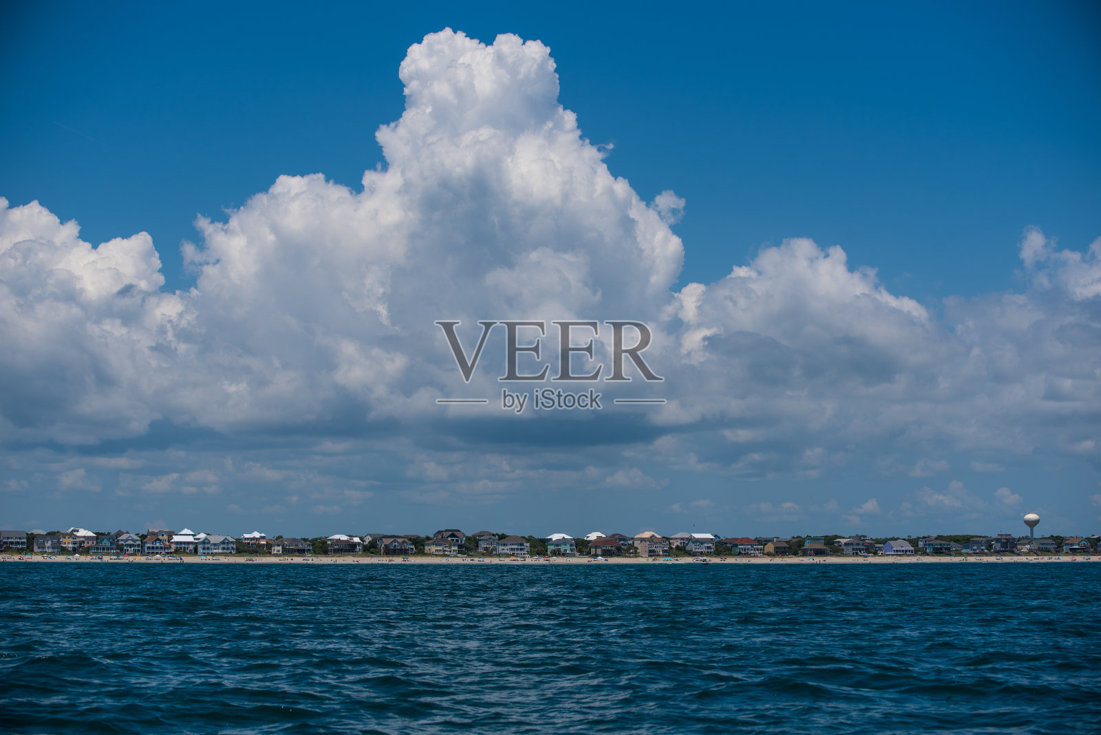 海滩上的观点照片摄影图片