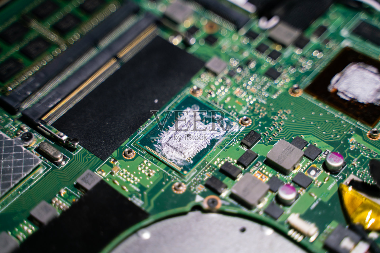 摘要电子电路是对计算机主板闭合的照片摄影图片