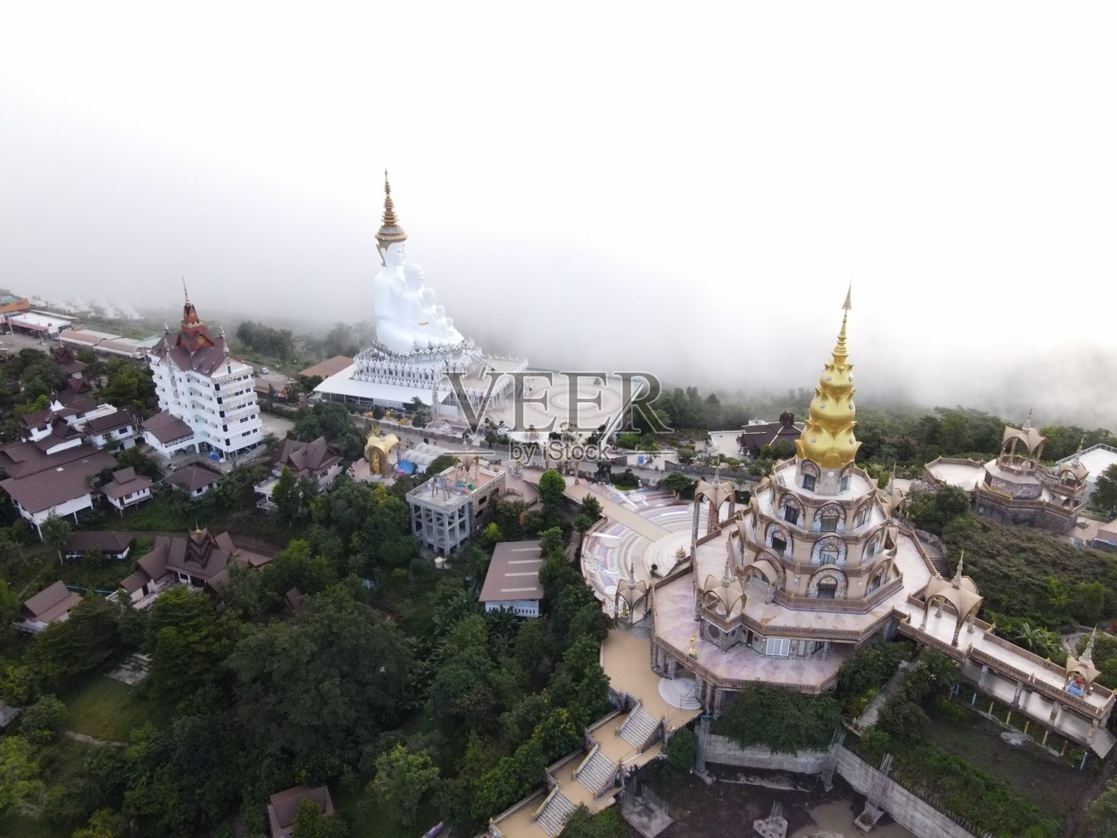泰国,碧差汶,佛寺佛堂照片摄影图片