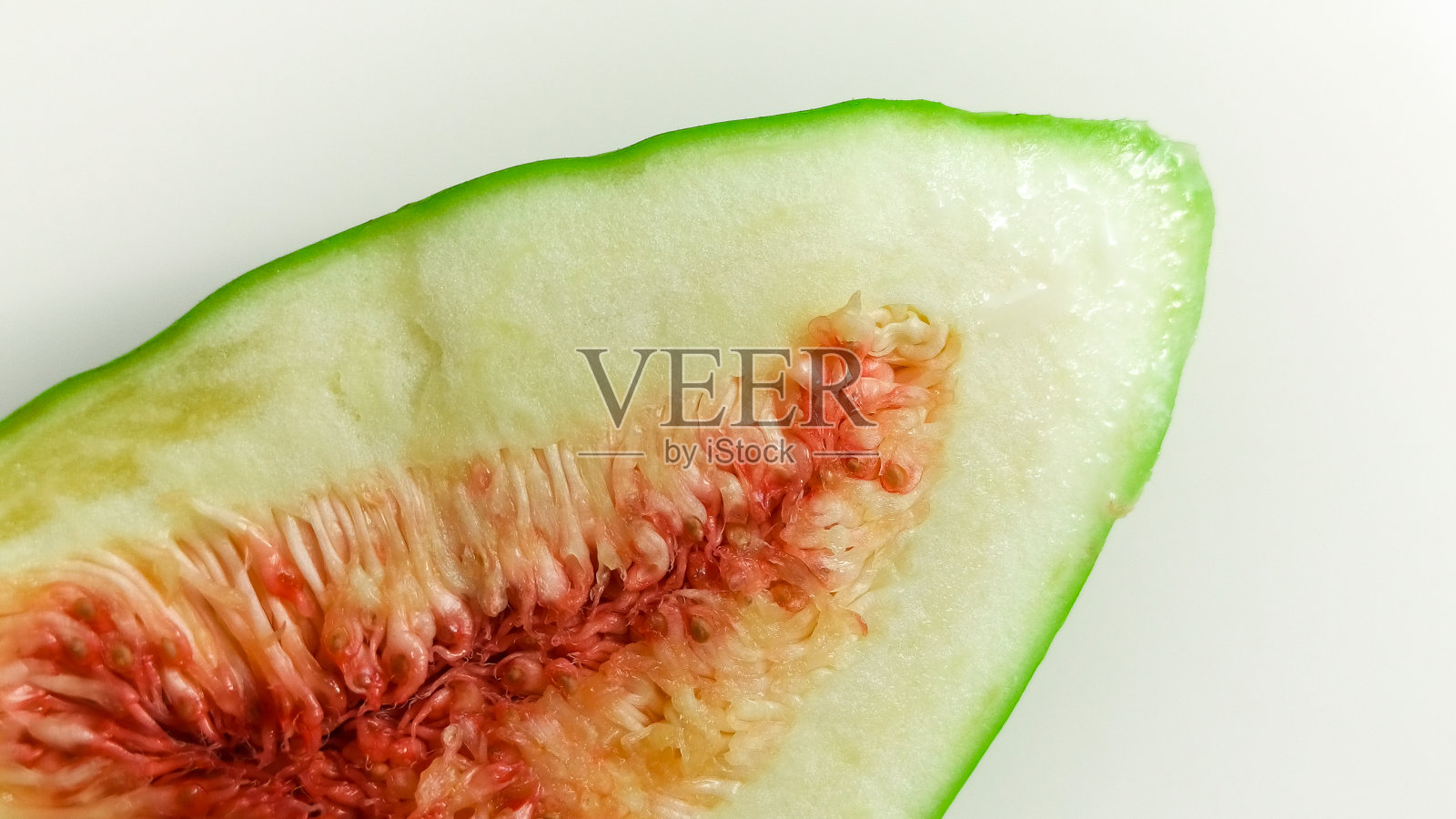 白色背景上的成熟无花果。特写,有选择性的重点照片摄影图片