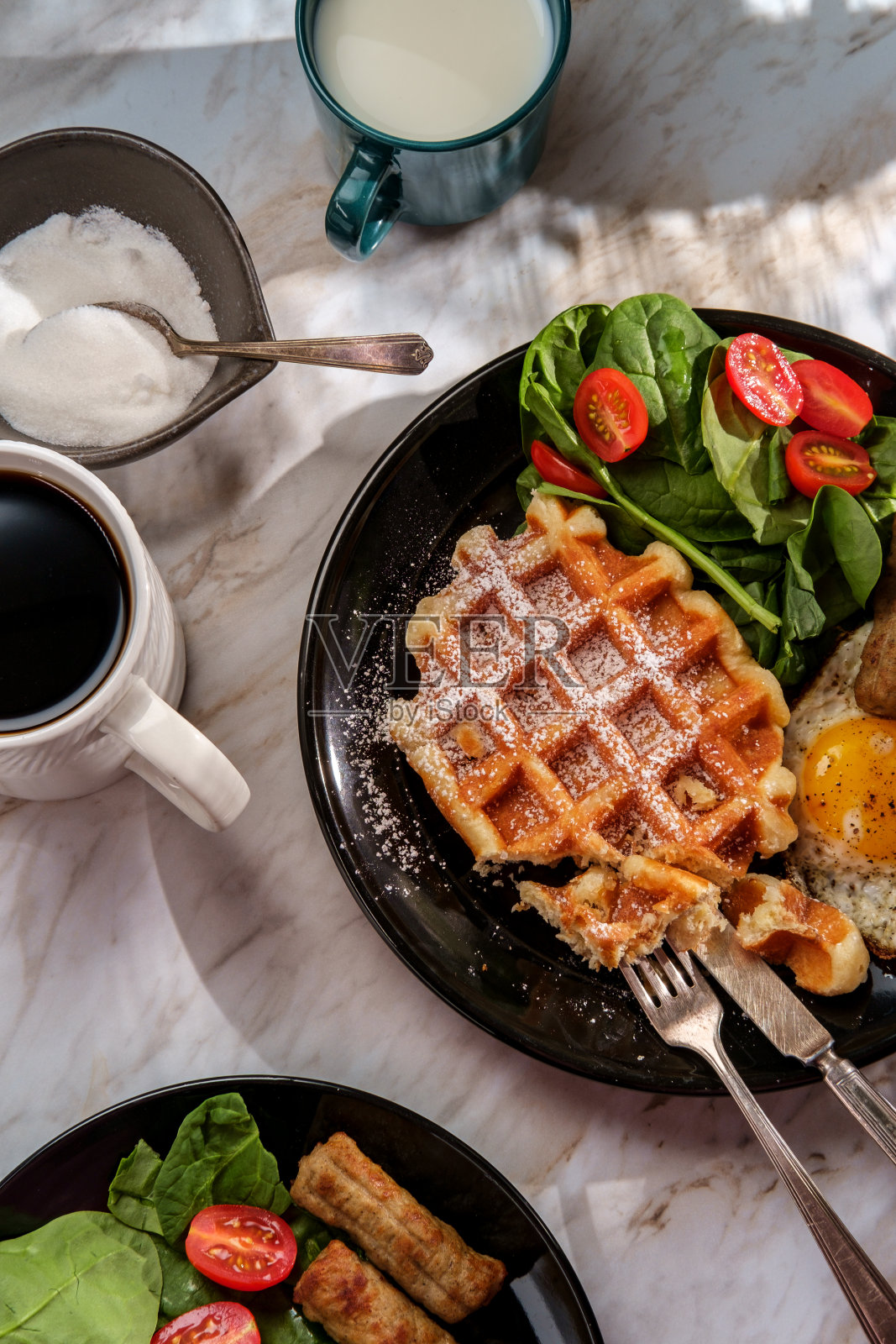 比利时华夫饼干的早餐照片摄影图片