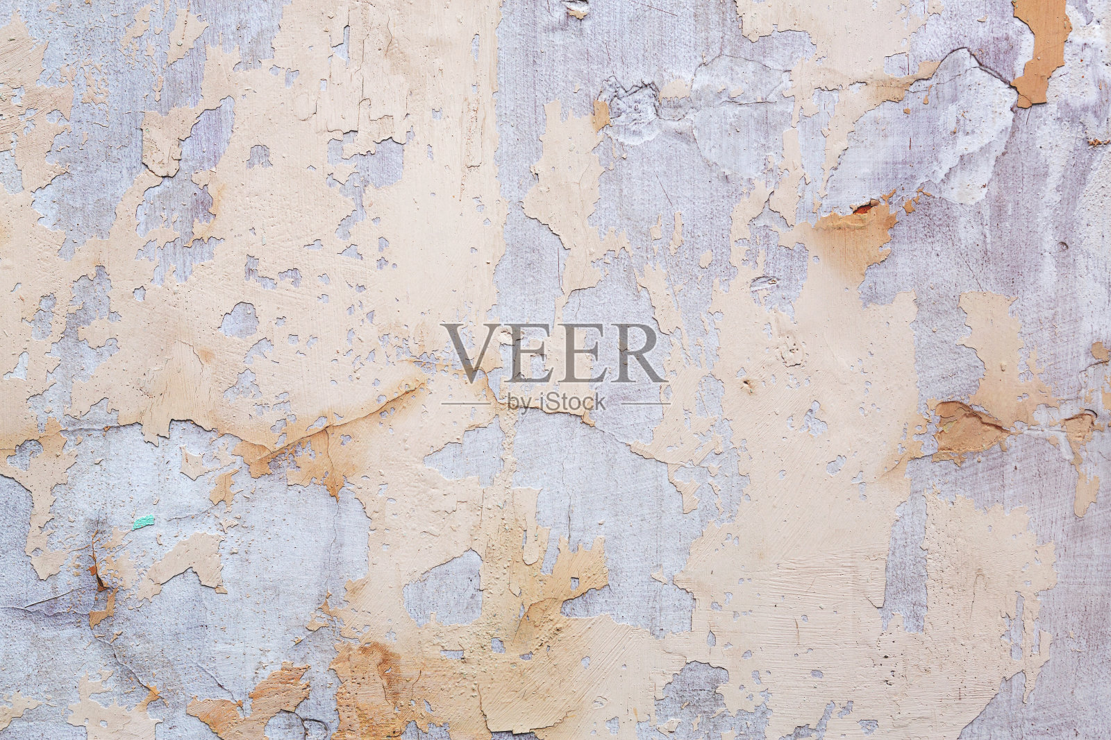 混凝土,风化,磨损,破损的墙漆。粗糙的混凝土表面,有裂缝和划痕。很棒的背景或纹理。照片摄影图片