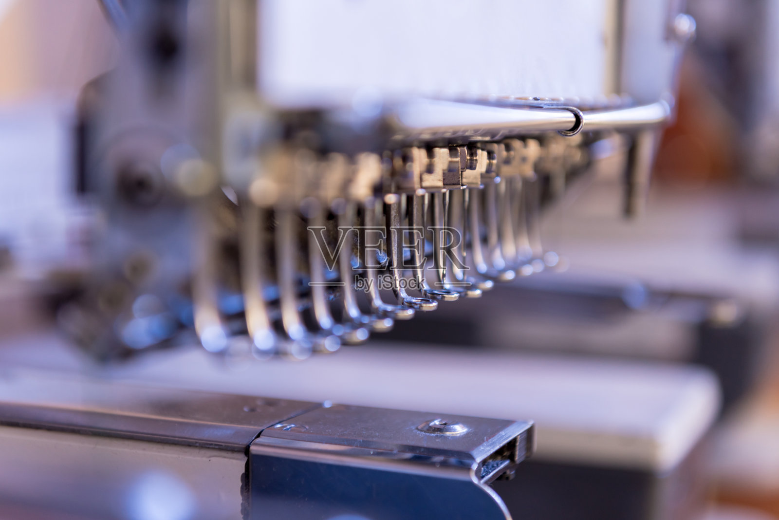 纺织业生产线。纺织工厂。调整工作流程照片摄影图片