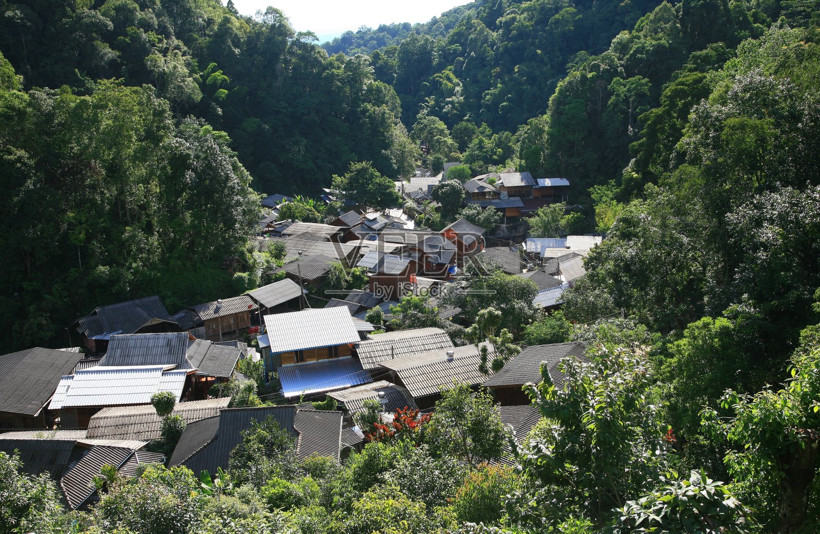 Mae Kampong村位于泰国清迈的Mae On照片摄影图片