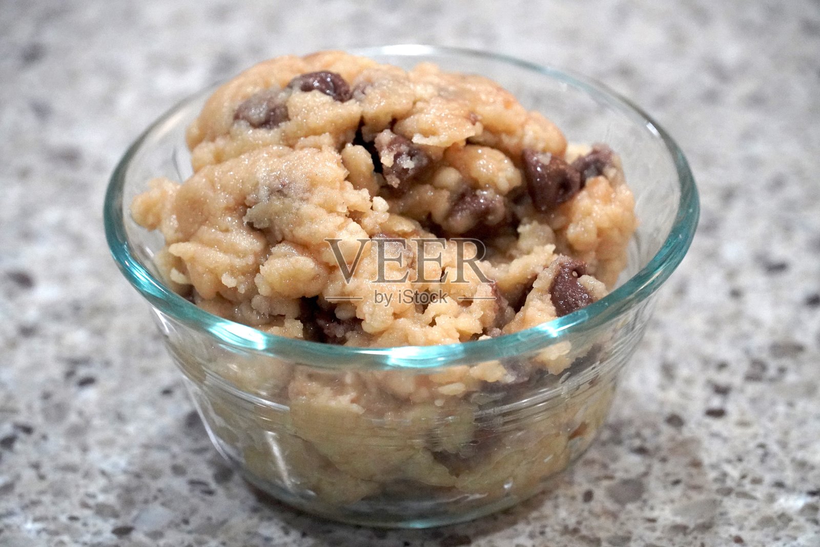 生的可食用巧克力曲奇饼照片摄影图片