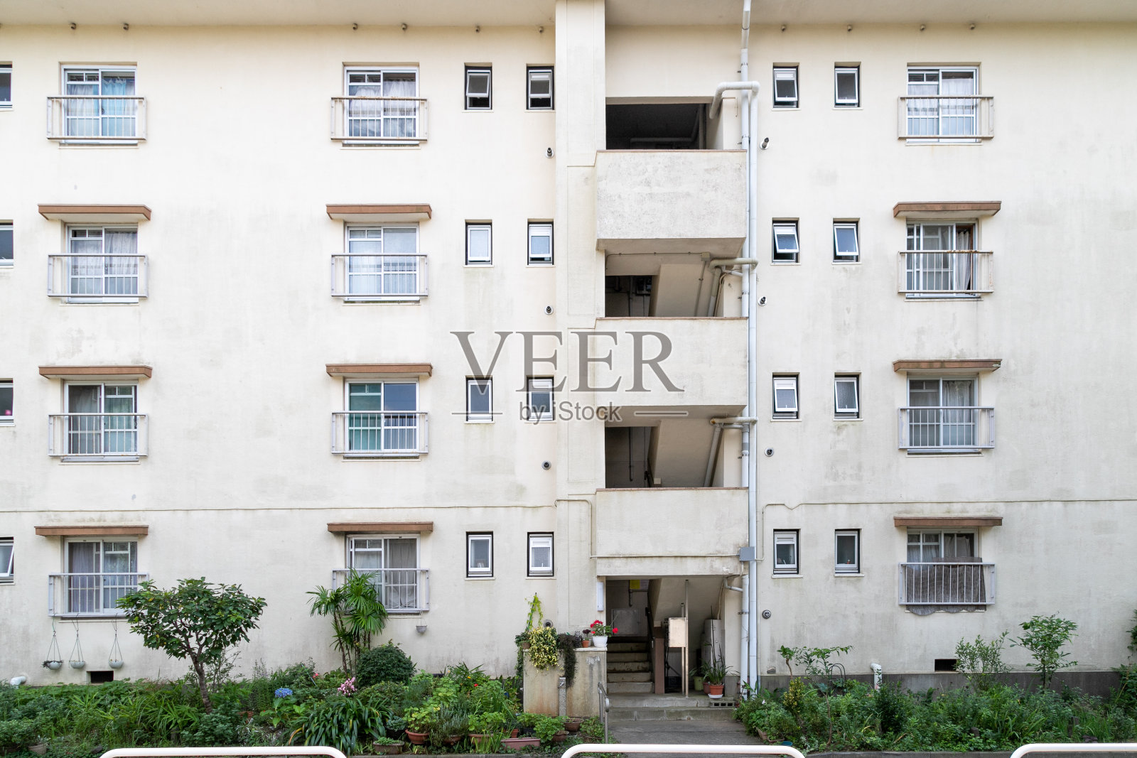 20世纪60年代的老住宅综合体,船桥,千叶,日本照片摄影图片