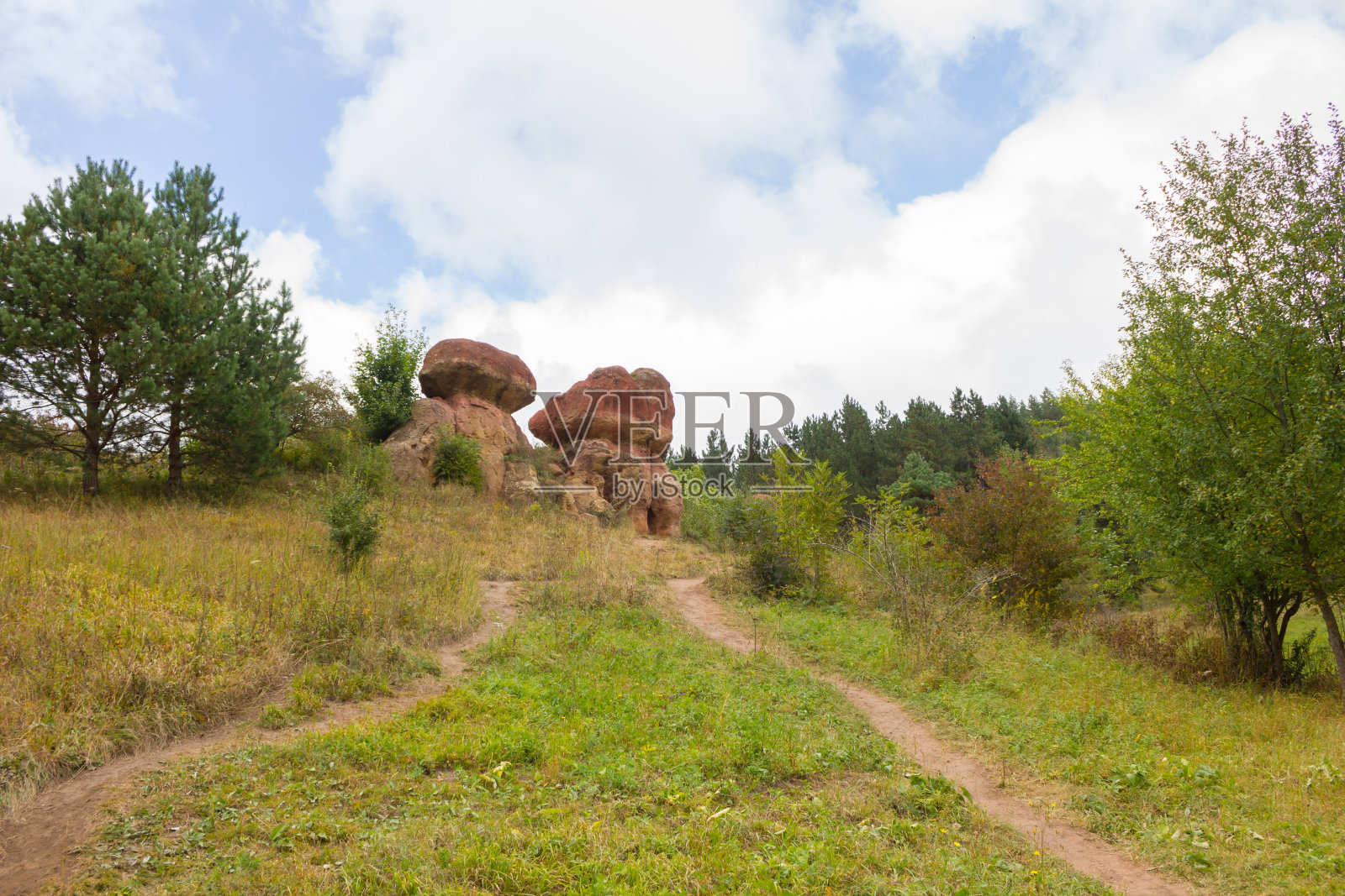 蘑菇状的岩石照片摄影图片