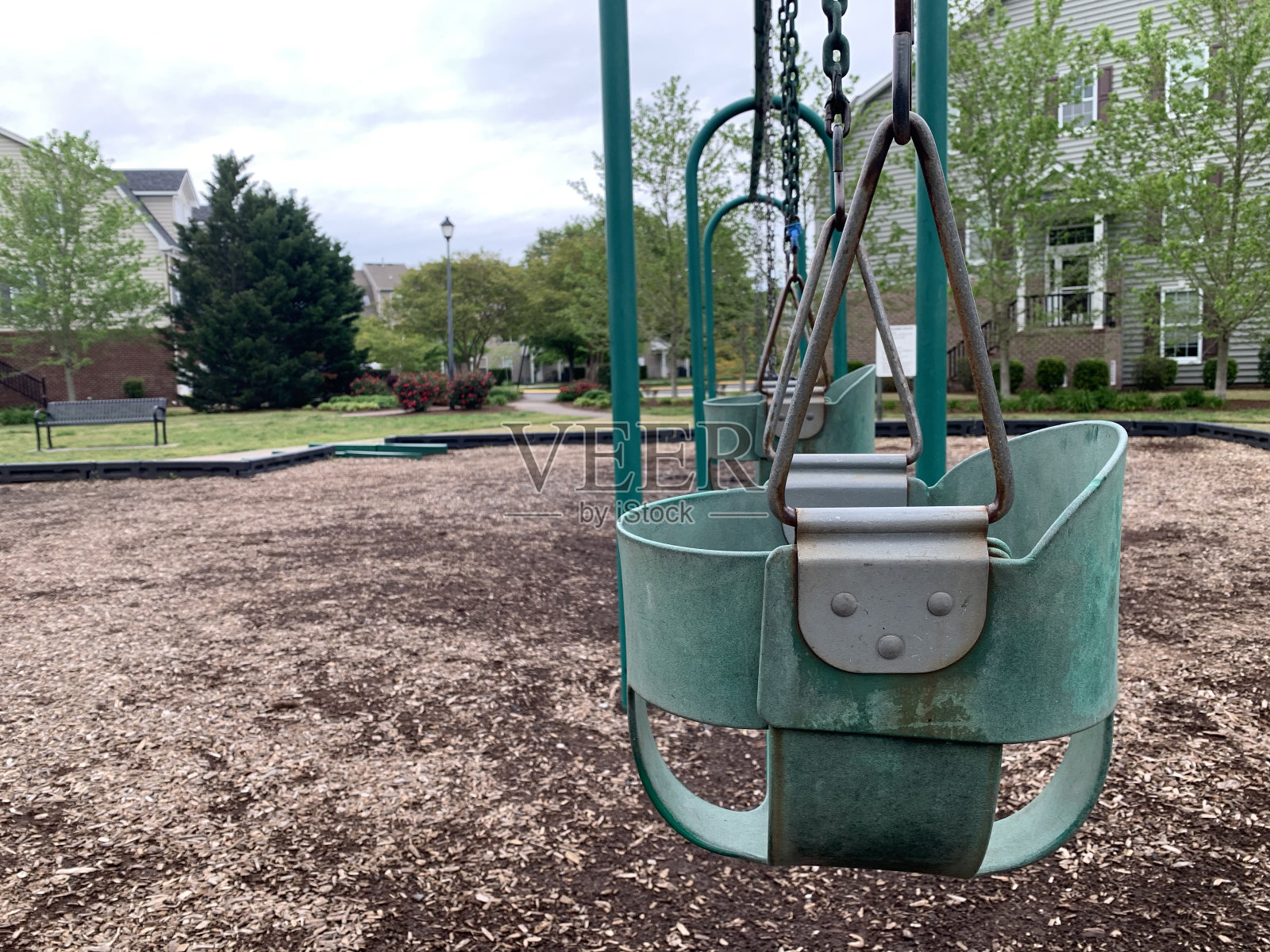 空荡荡的操场照片摄影图片