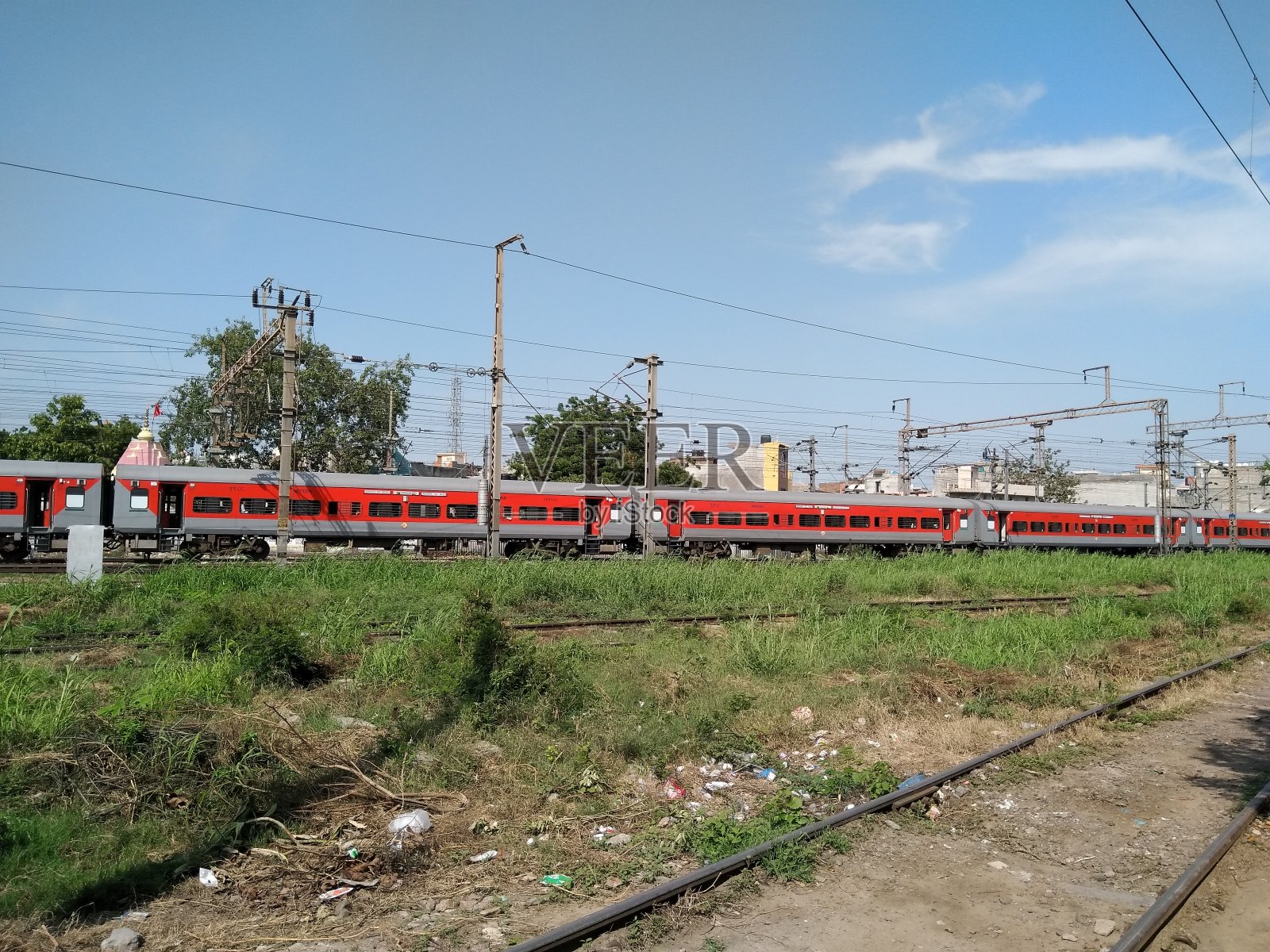 一张铁路轨道的图片照片摄影图片