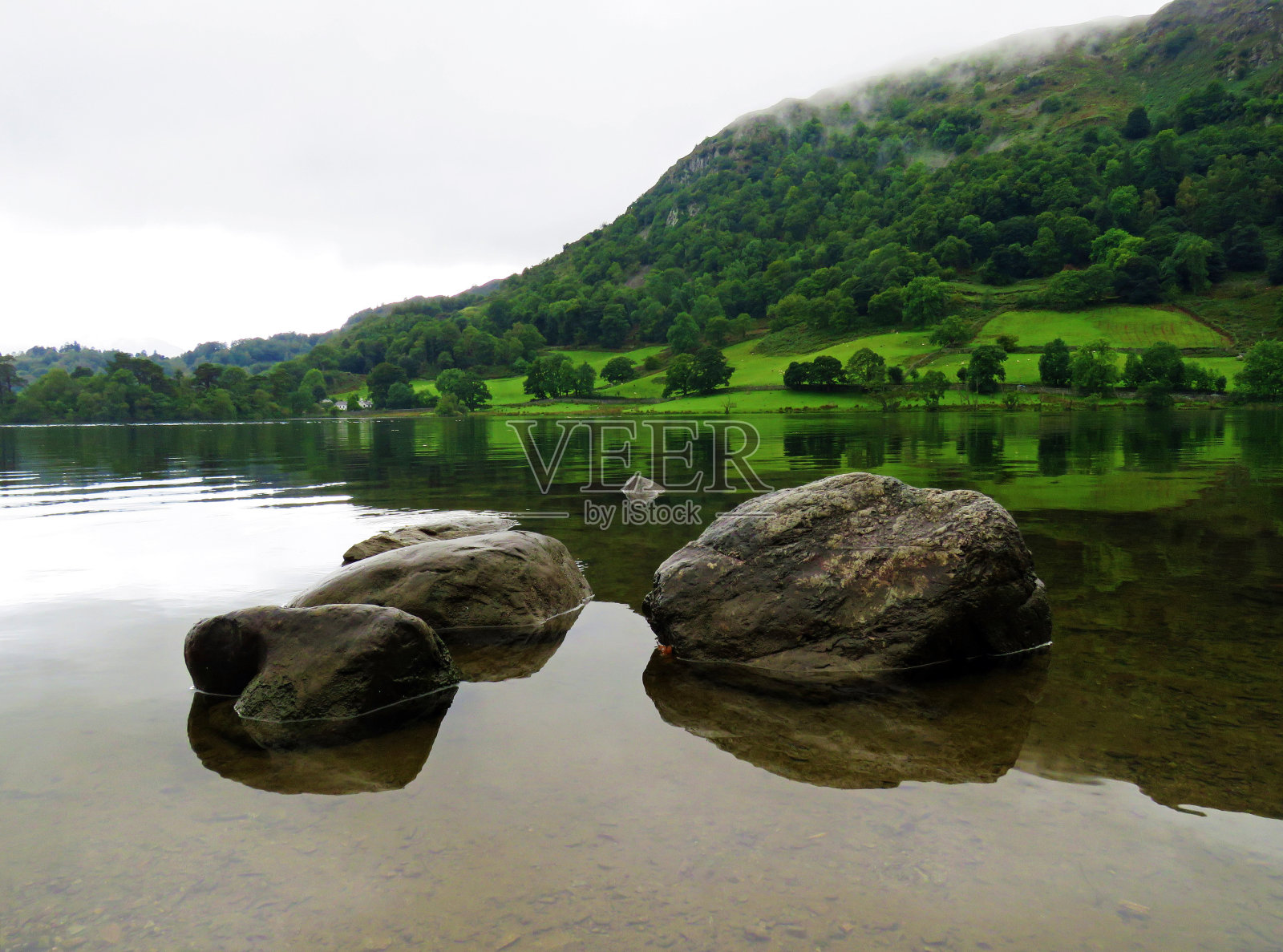 英国湖区的赖德尔水照片摄影图片
