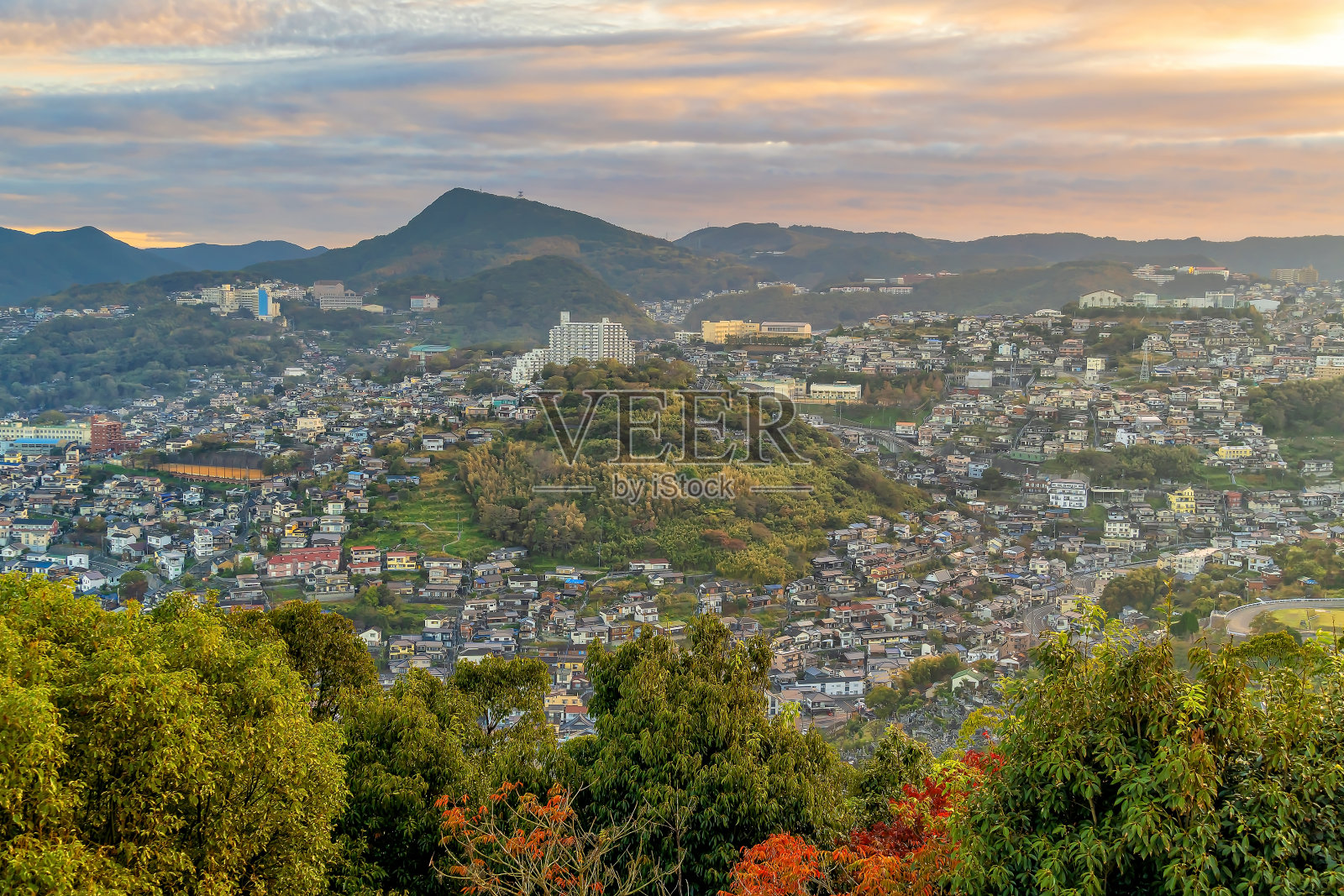 日本九州长崎市区天际线城市景观照片摄影图片
