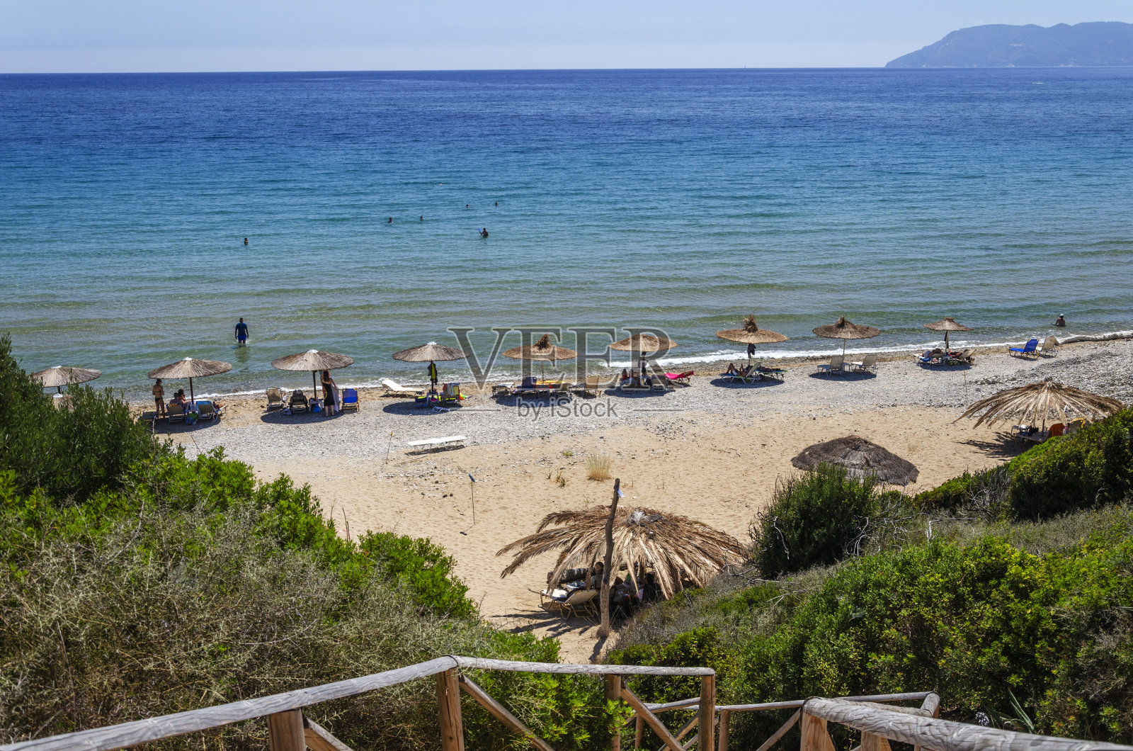 风景如画的Gerakas沙滩——卡雷塔海龟的繁殖地,位于希腊爱奥尼亚海扎金索斯岛的瓦西里科斯半岛。照片摄影图片