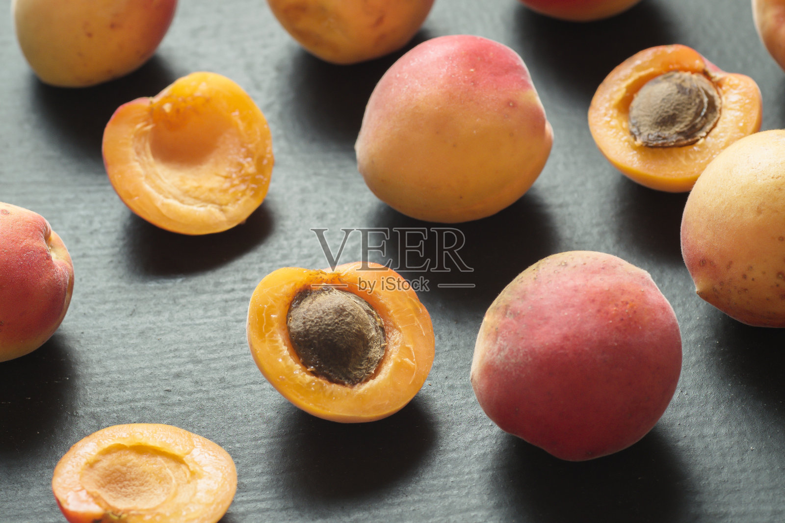 鲜美香甜的杏子。照片摄影图片